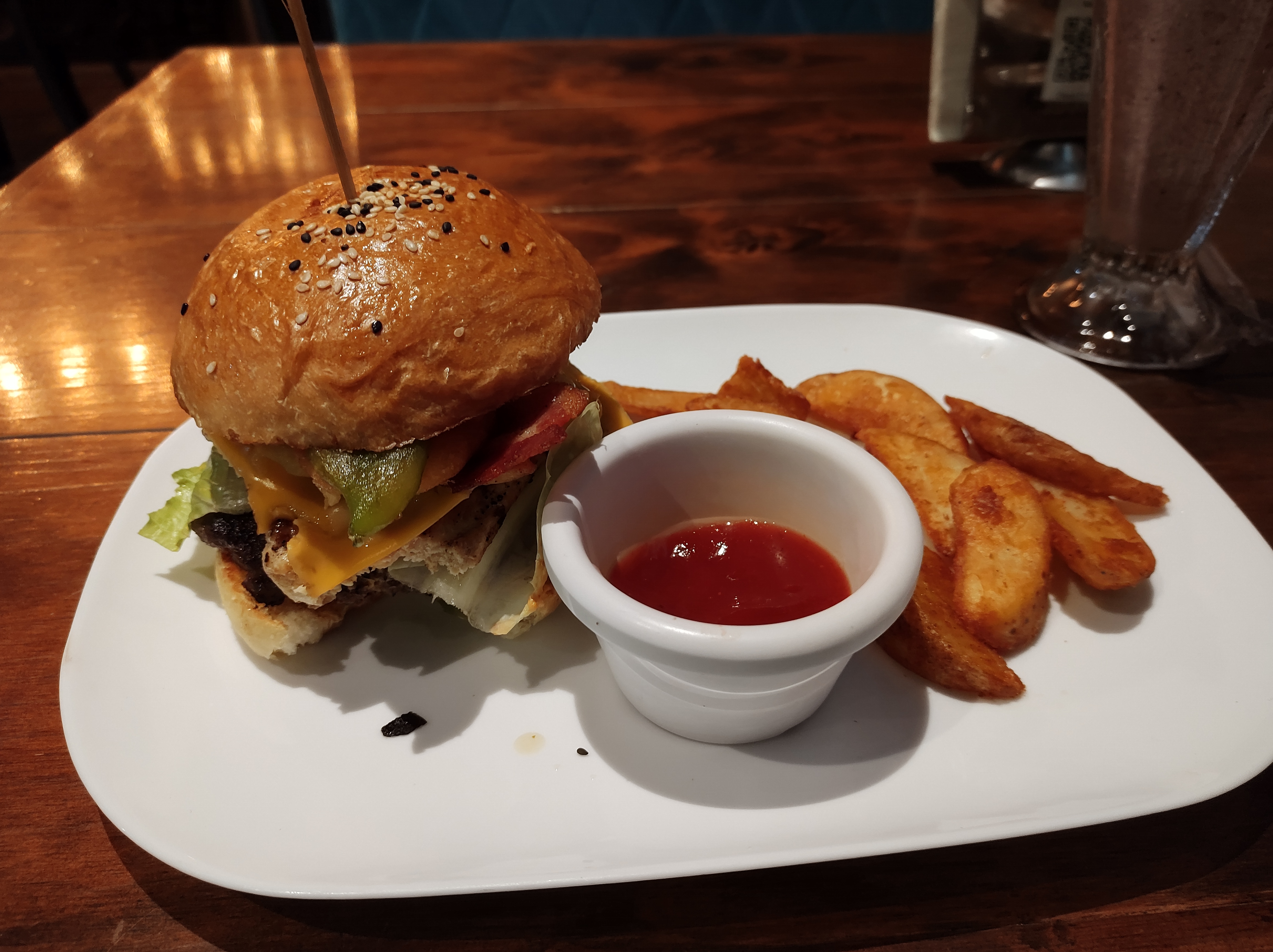 Bavaria Resto Bar image 4