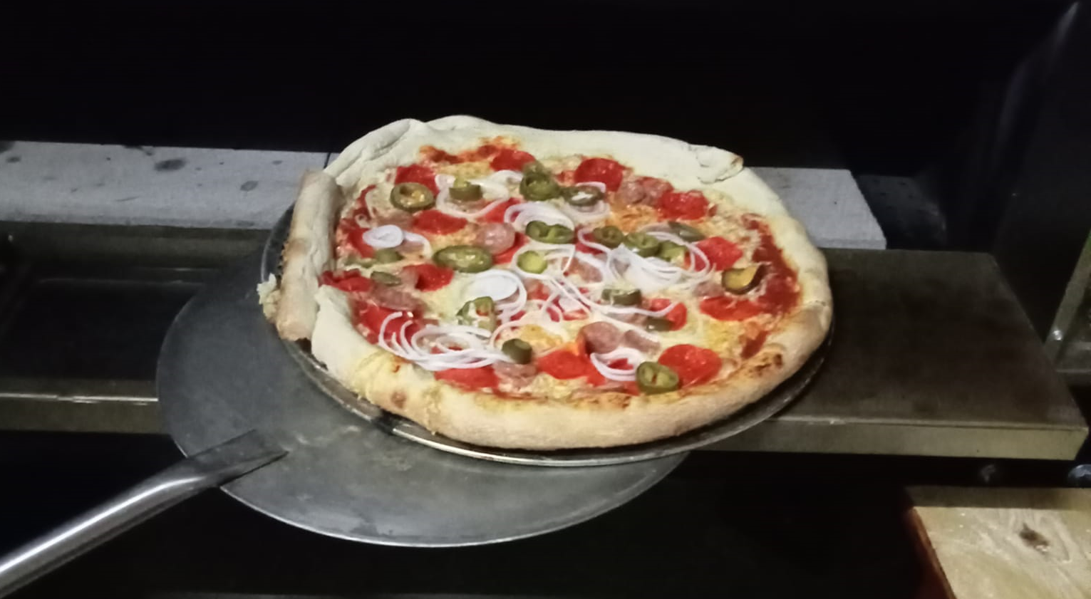 JOSEPH'S FAMILY PIZZA image 8