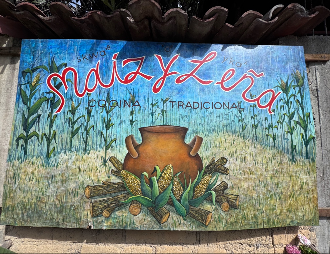 Maíz y Leña cocina tradicional image 2