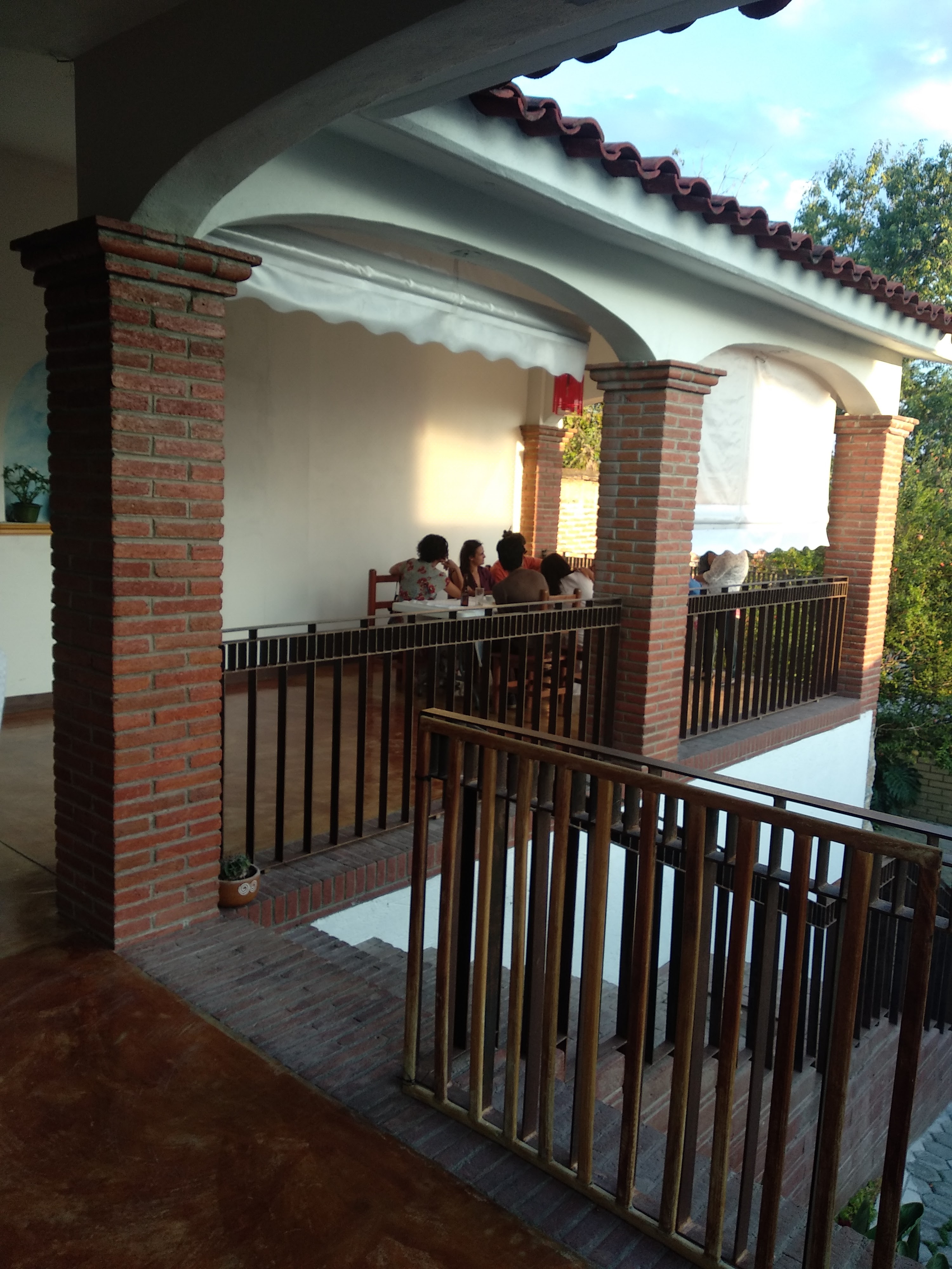 Comedor Alheli image 4