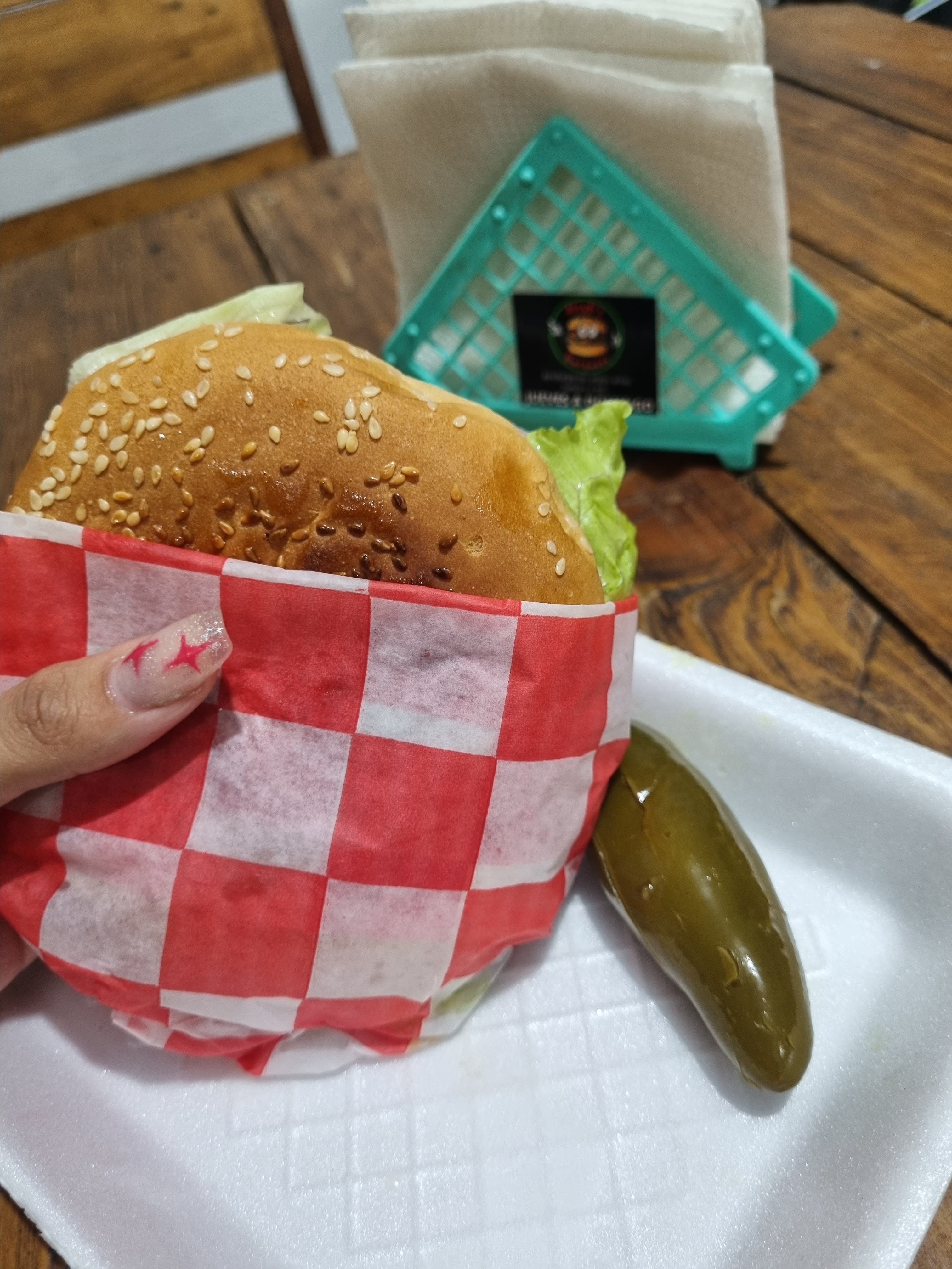 Aleydis Burguers image 1