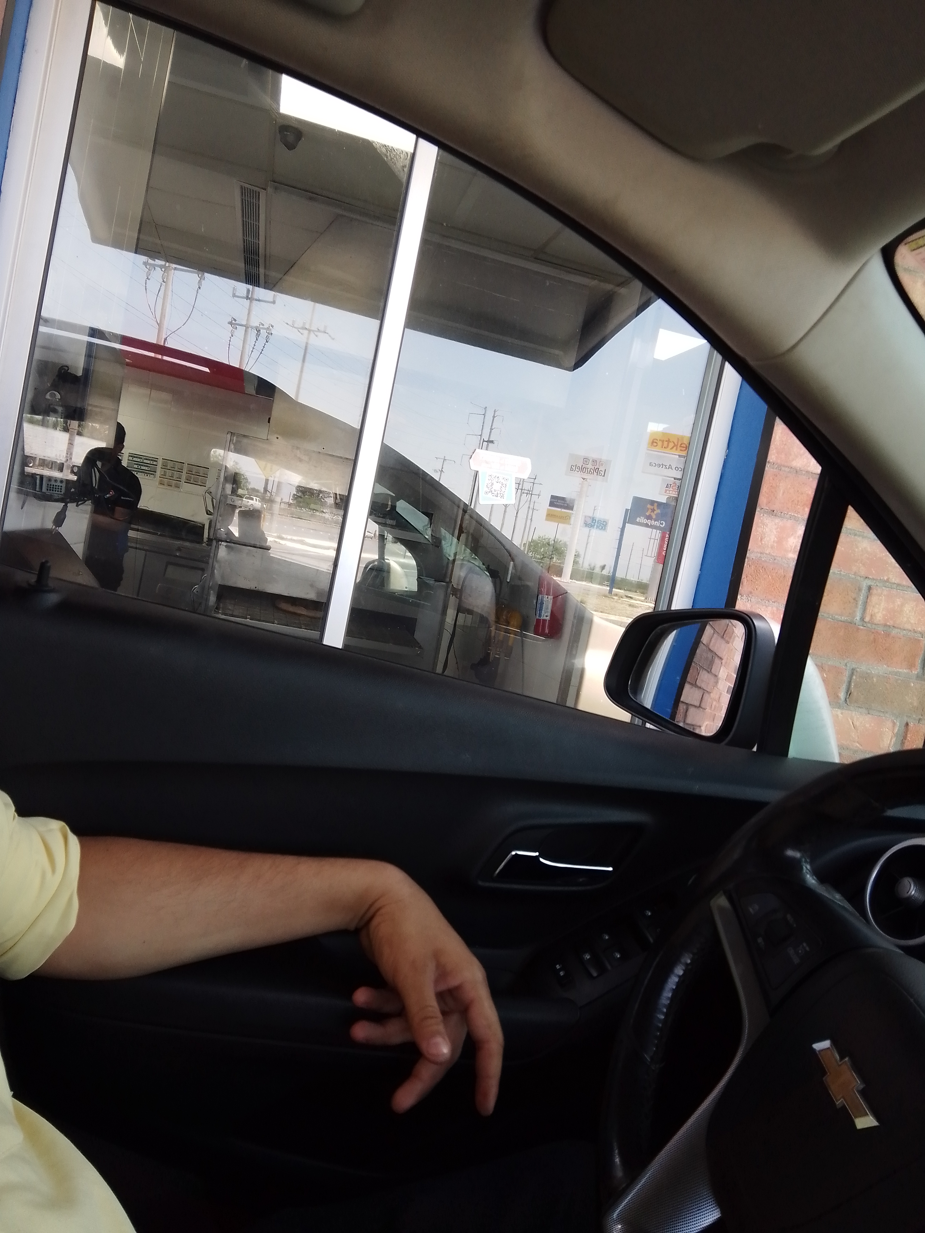 Domino's Plazoleta image 9