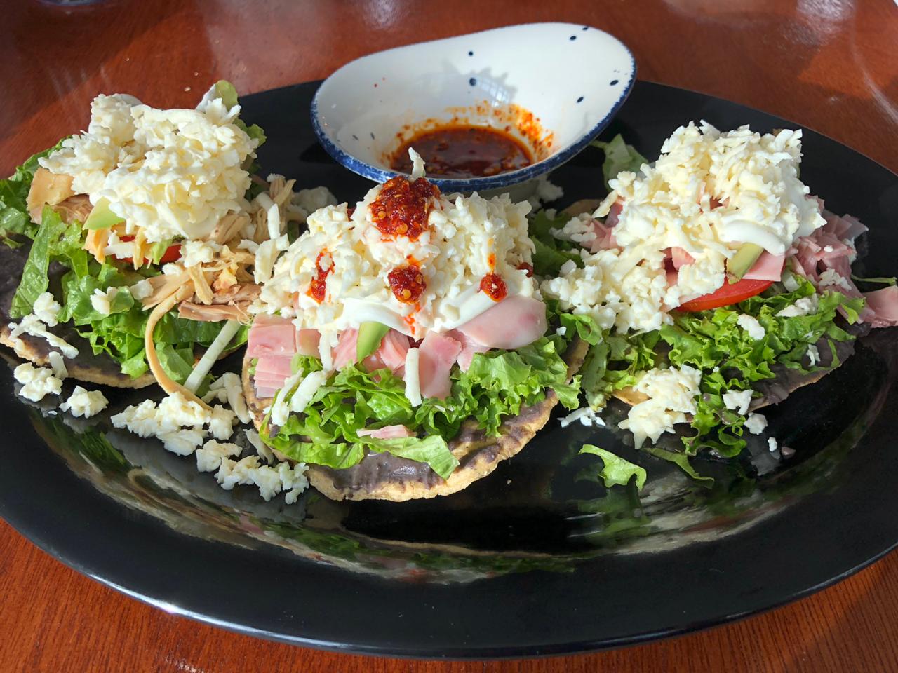 Los Azulejos Comedor image 2