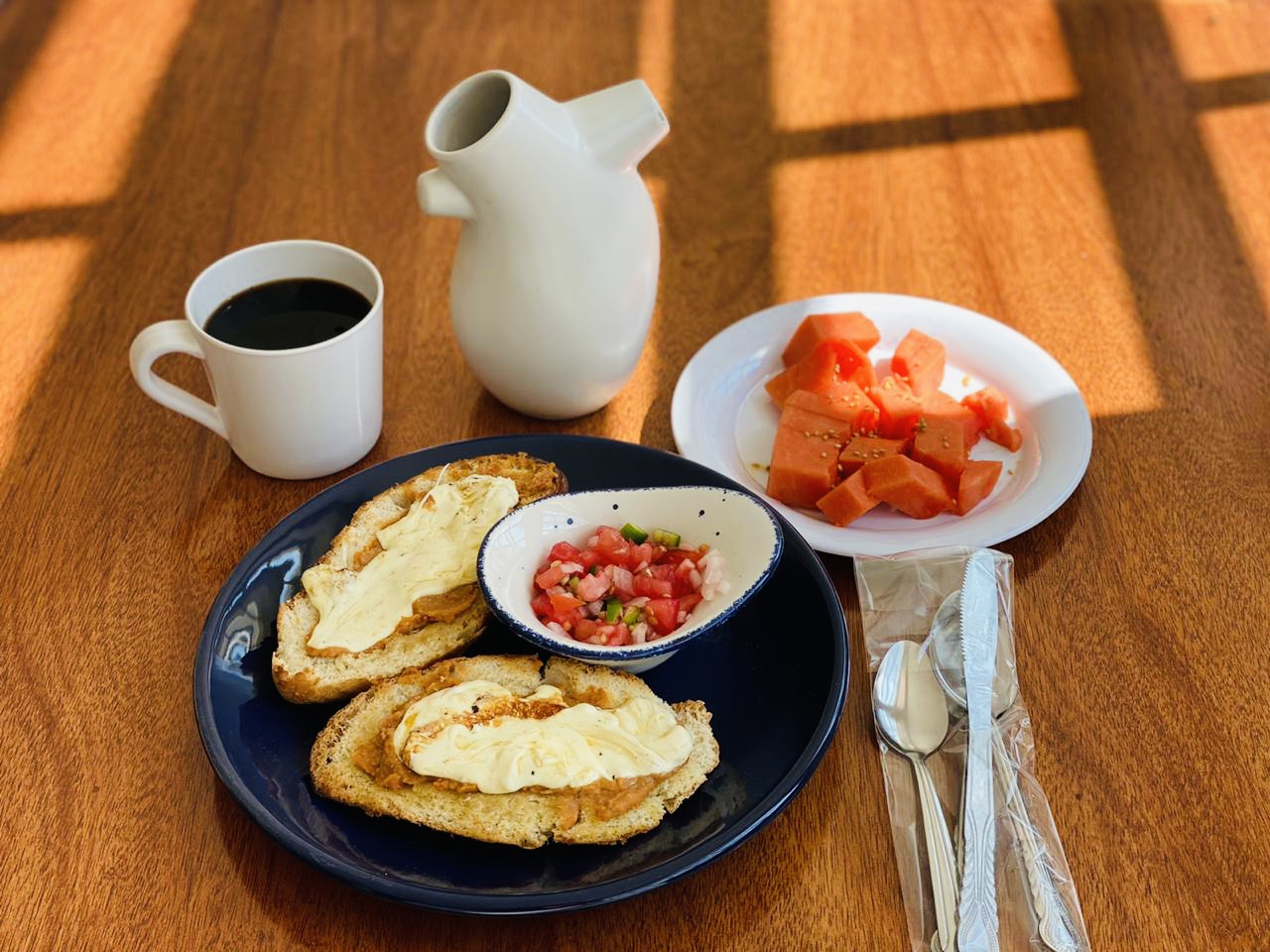 Los Azulejos Comedor image 5