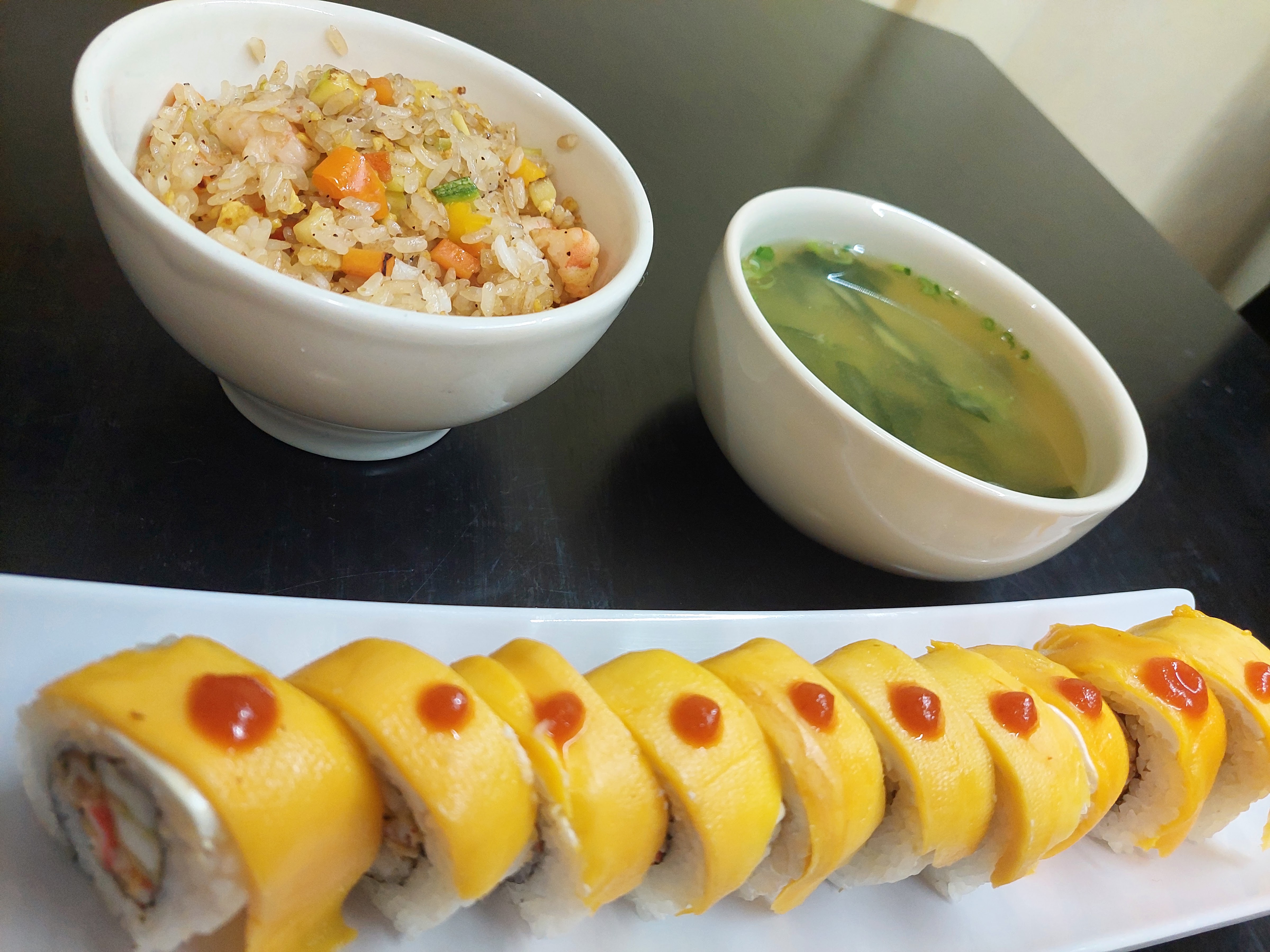 Temaki sushi image 2