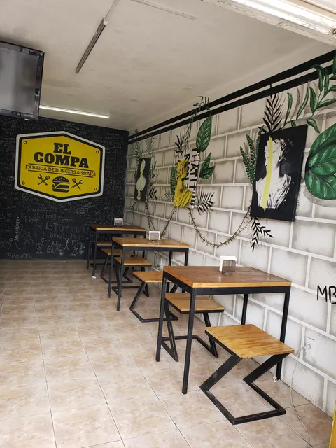 El Compa image 2