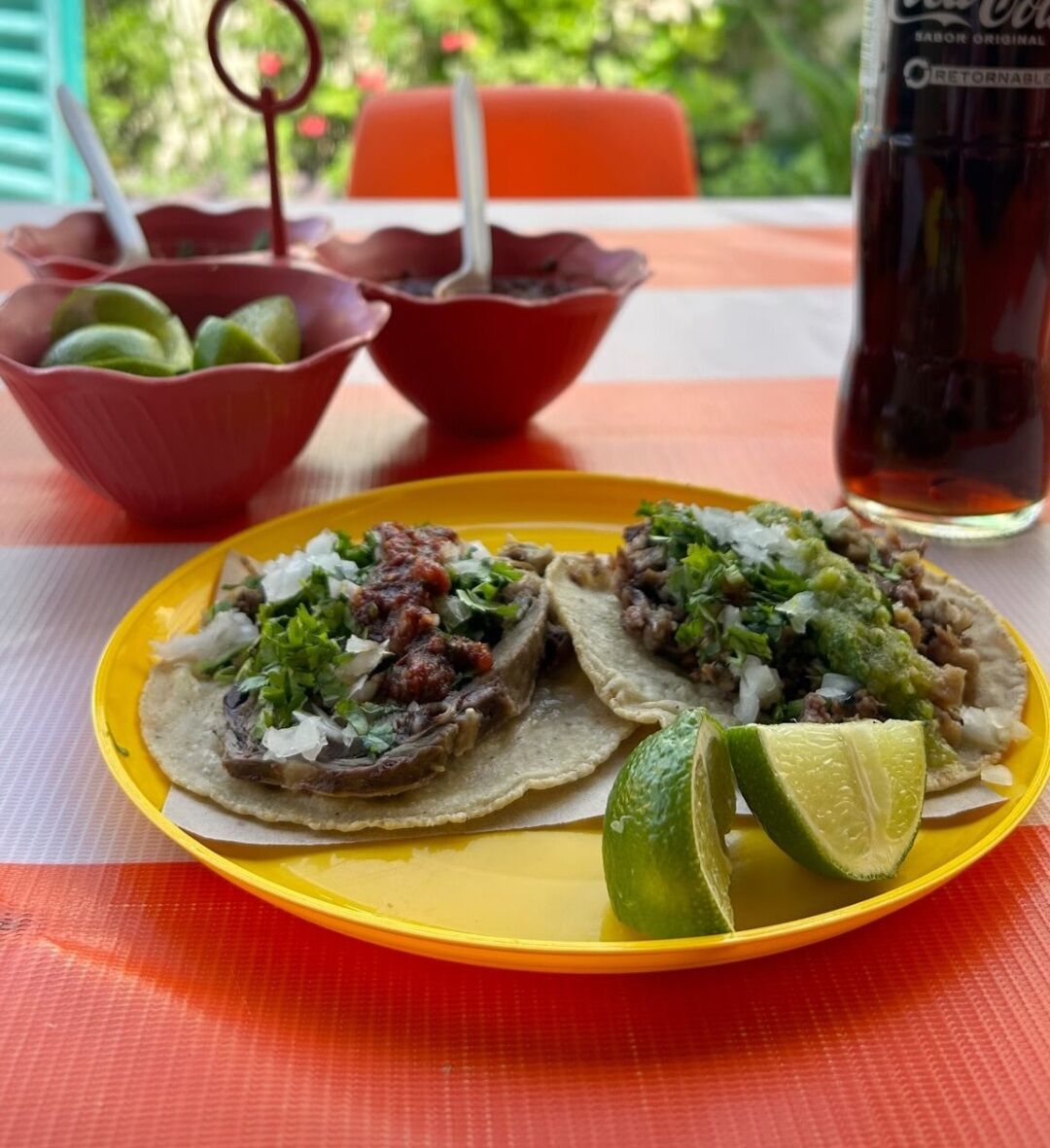 Tacos de Cabeza Los Carnales image 4