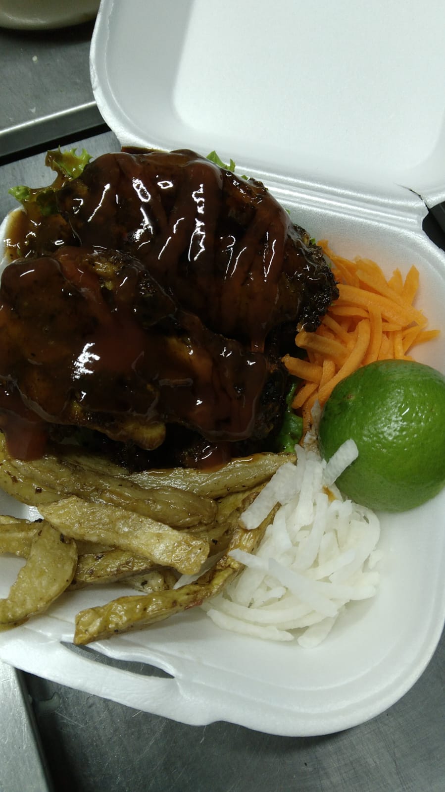 THE BURGER SAN JUAN image 8