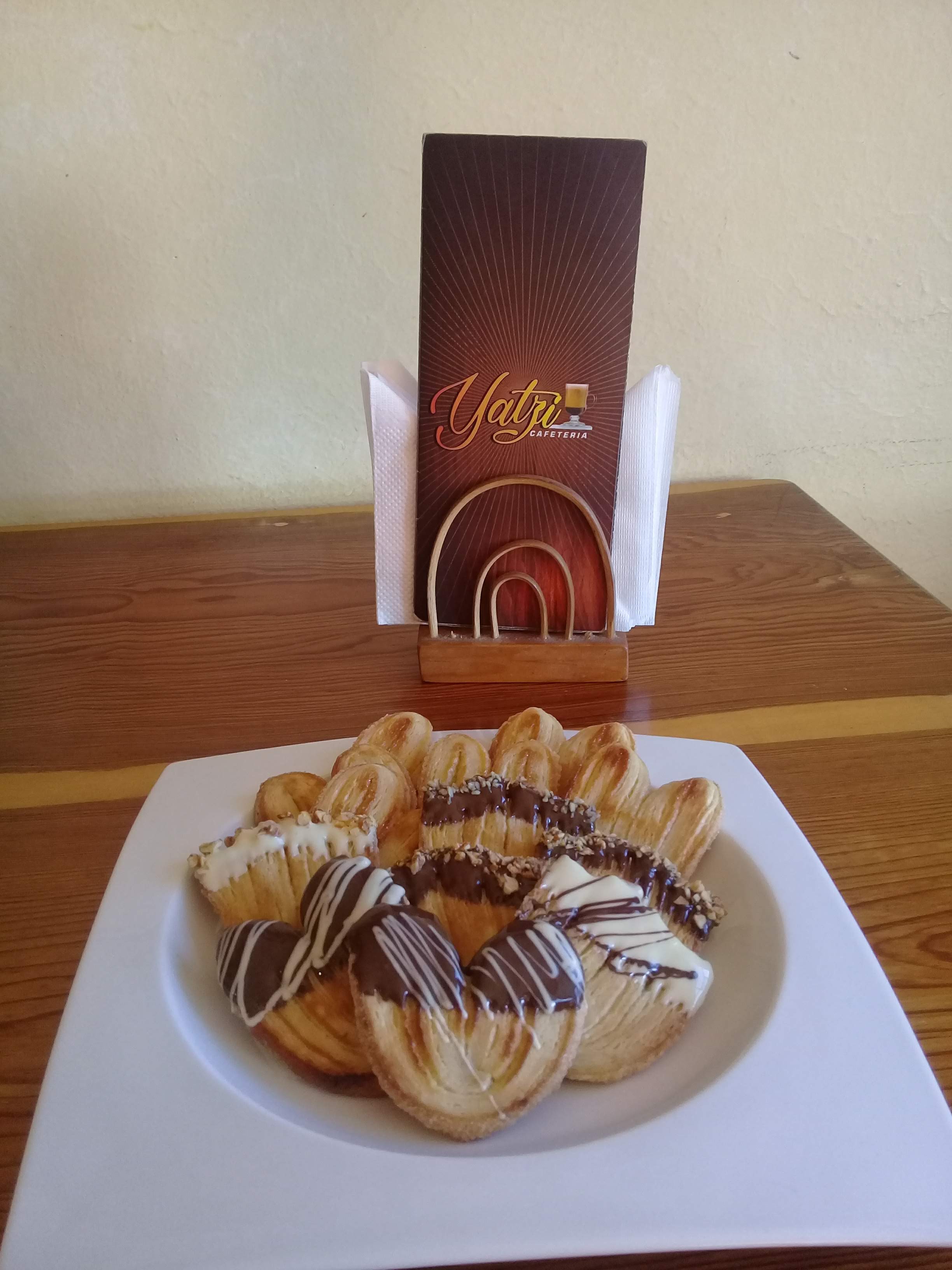 Yatzi Cafetería image 1