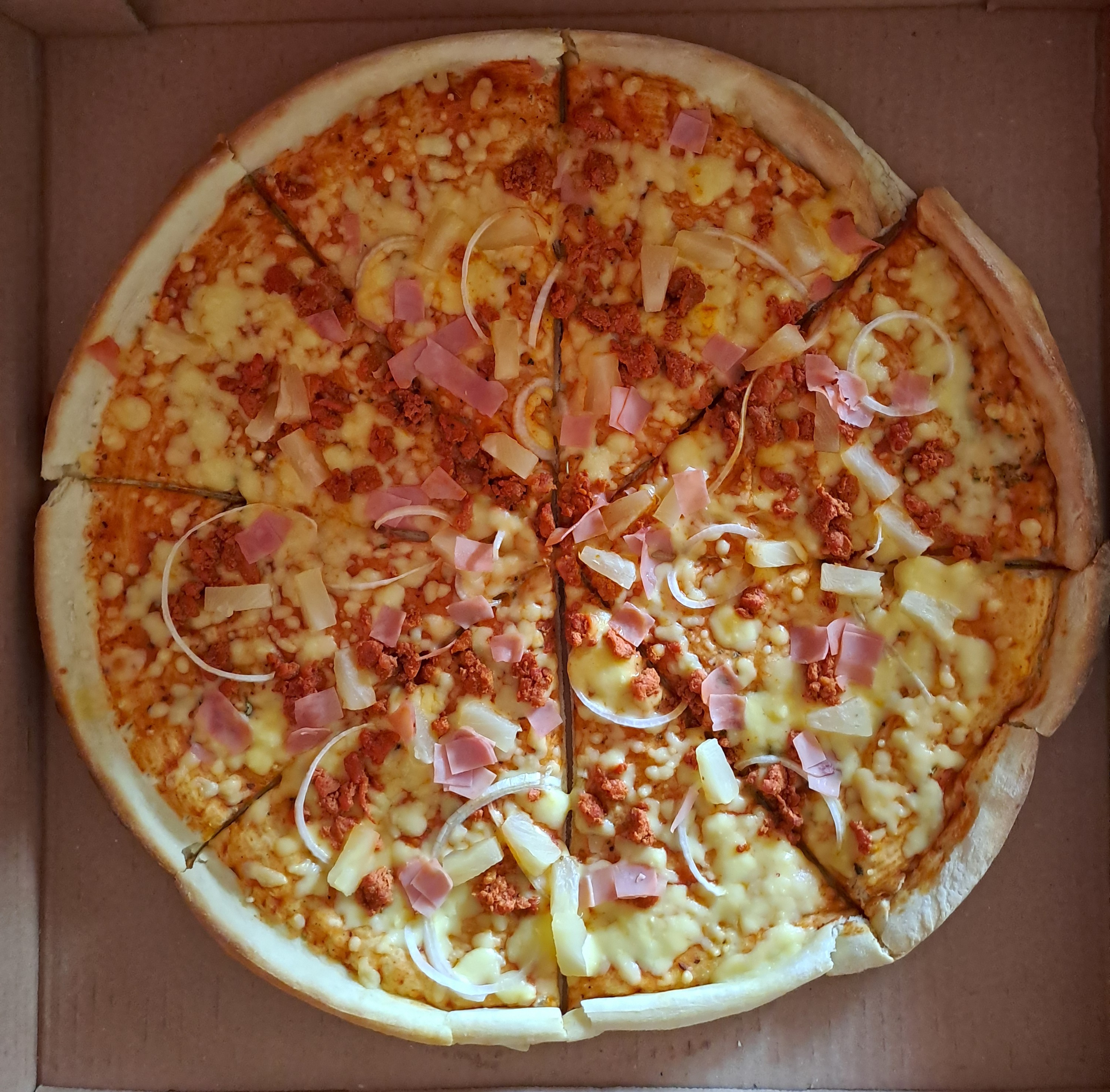 LA REINA PIZZAS image 2