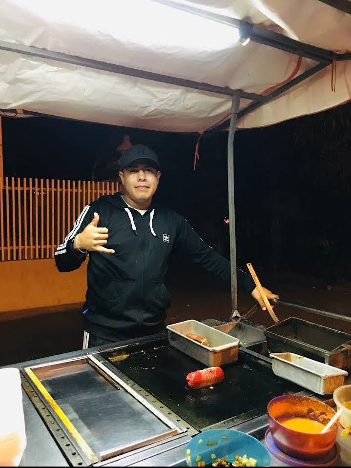 Dogos El Colo image 3