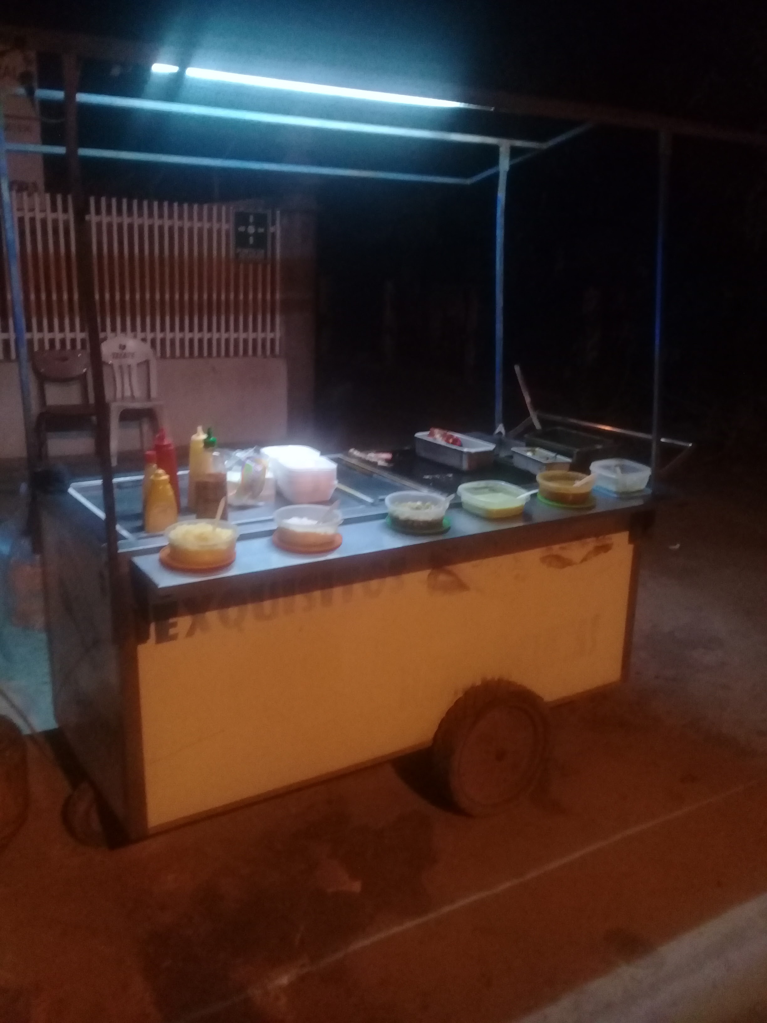 Dogos El Colo image 4