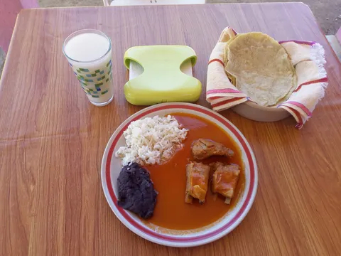 Comedor doña Refu image 6