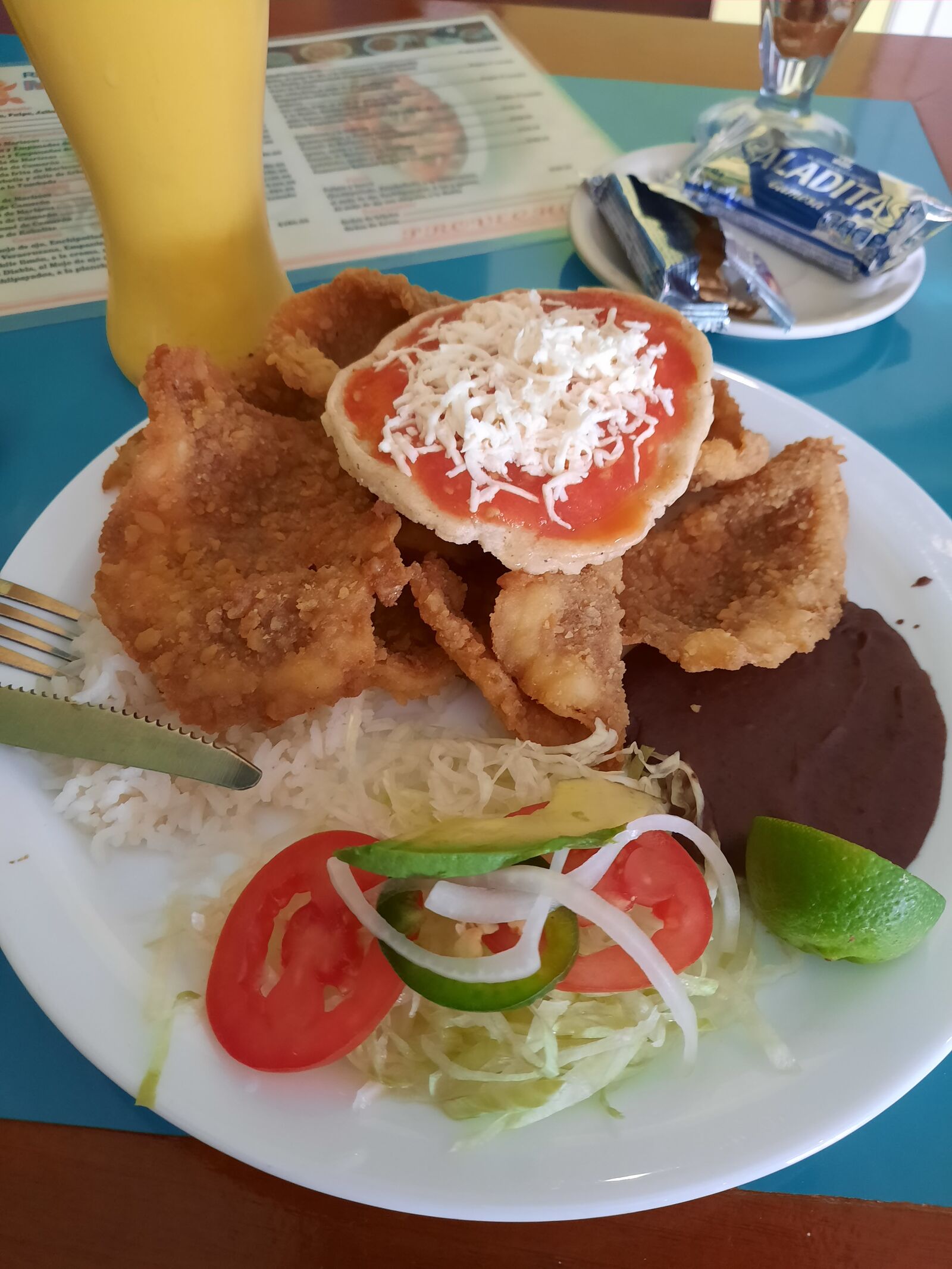 Mariscos "El Gran Pez" image 2