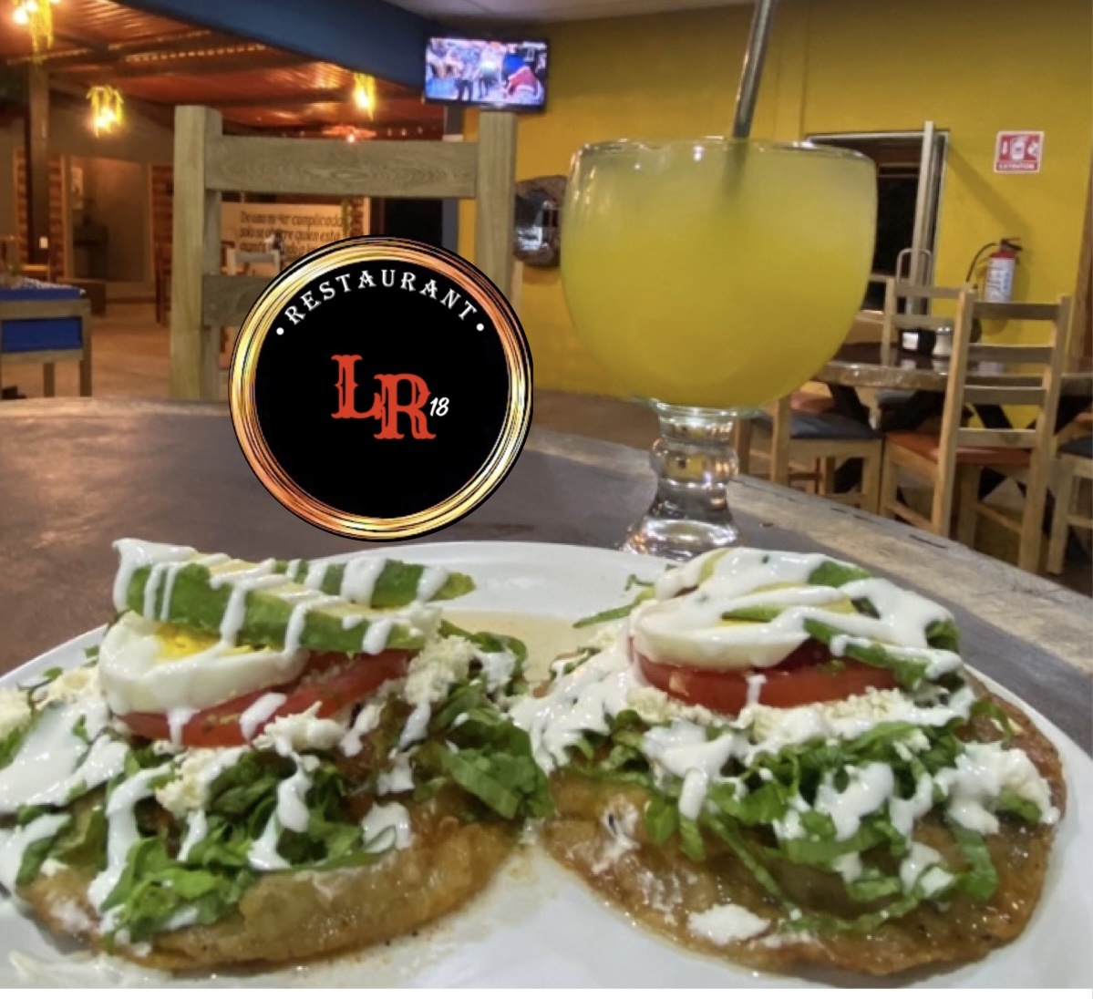 CAFÉ RESTAURANTE BAR LA RÚSTICA 18 image 9