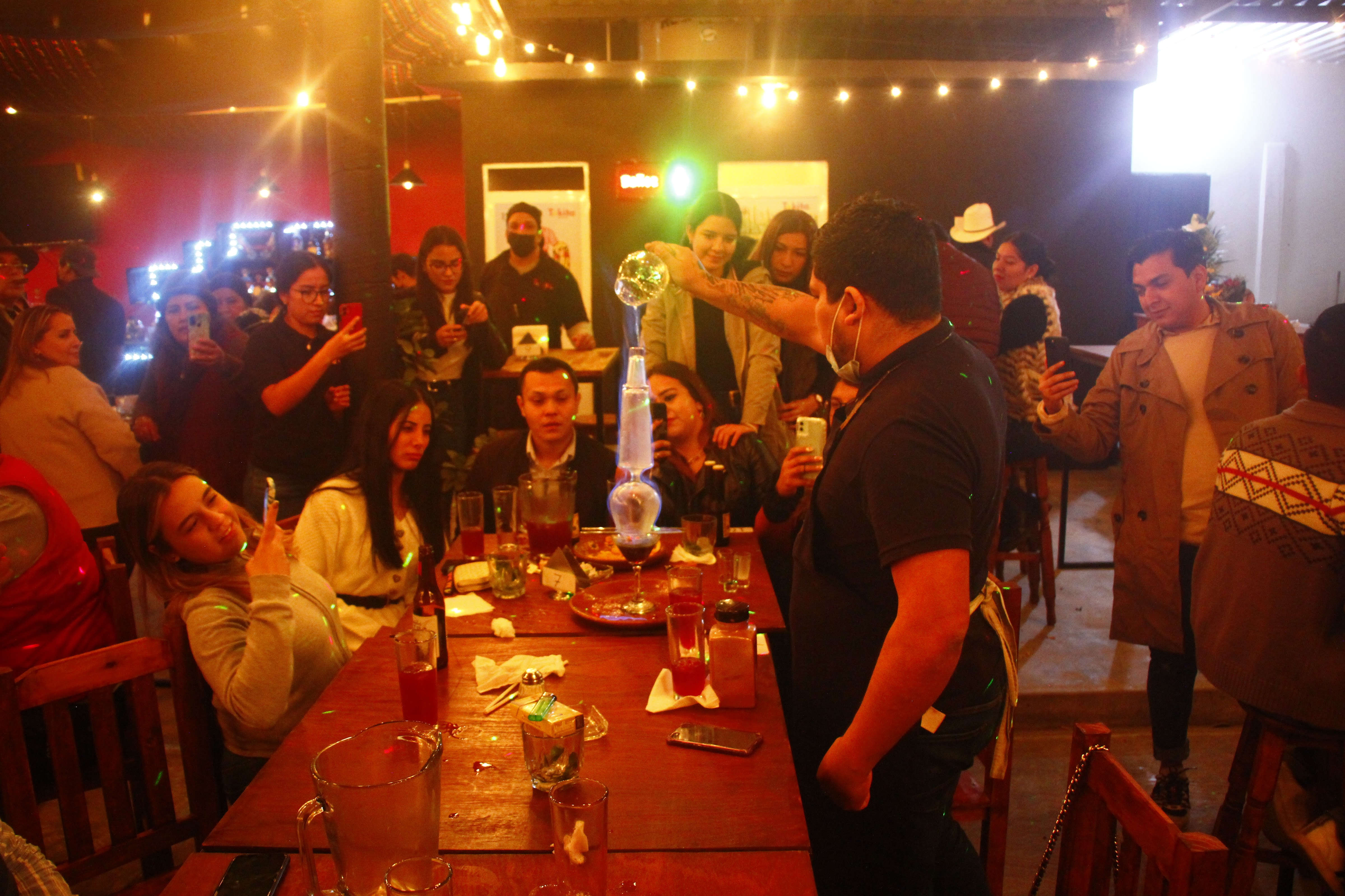 Tekita Resta-Bar image 6