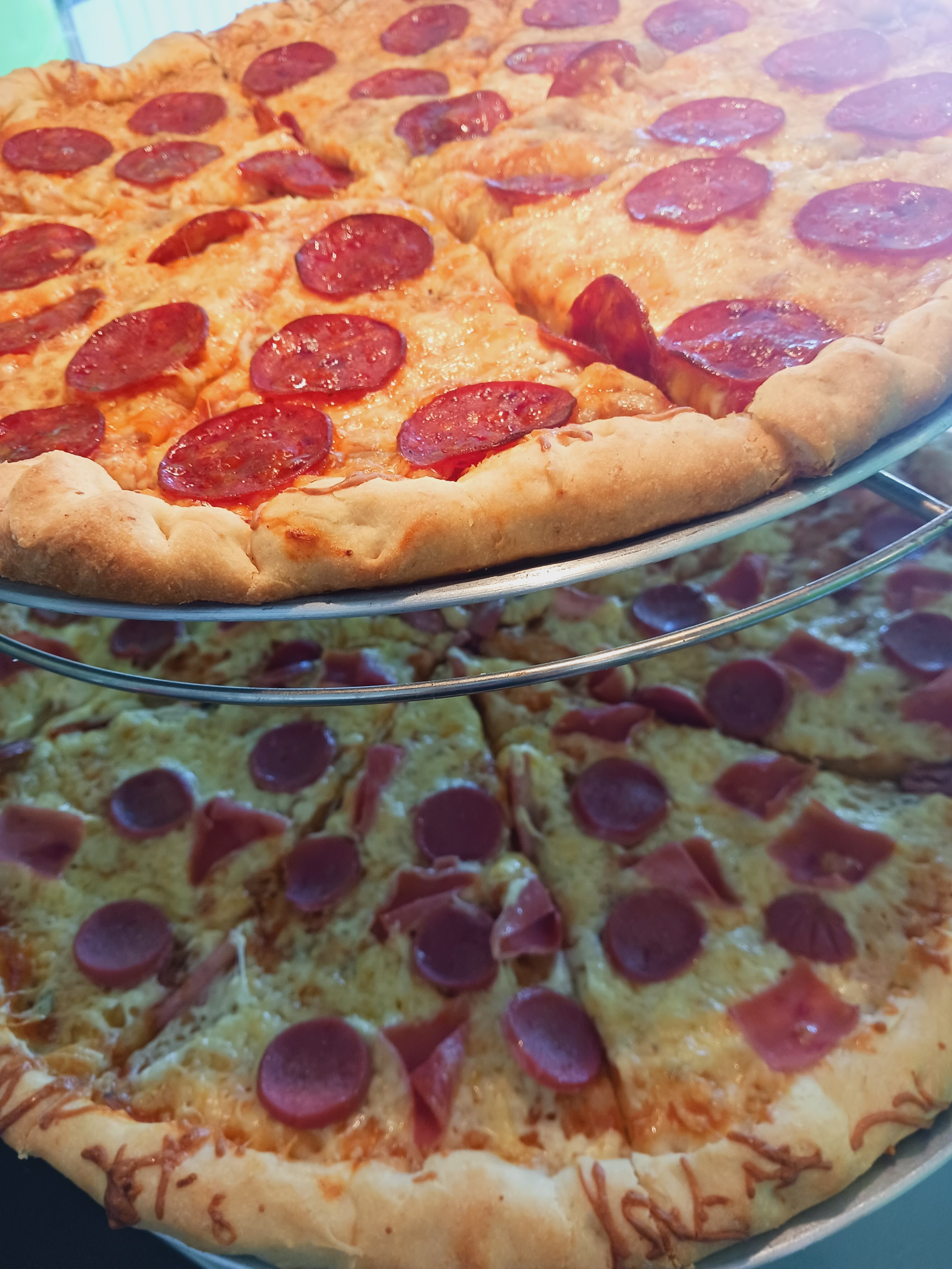 Pizzas claudia image 3