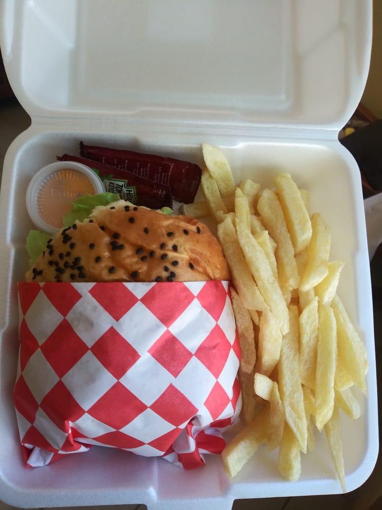 Burguer House image 3