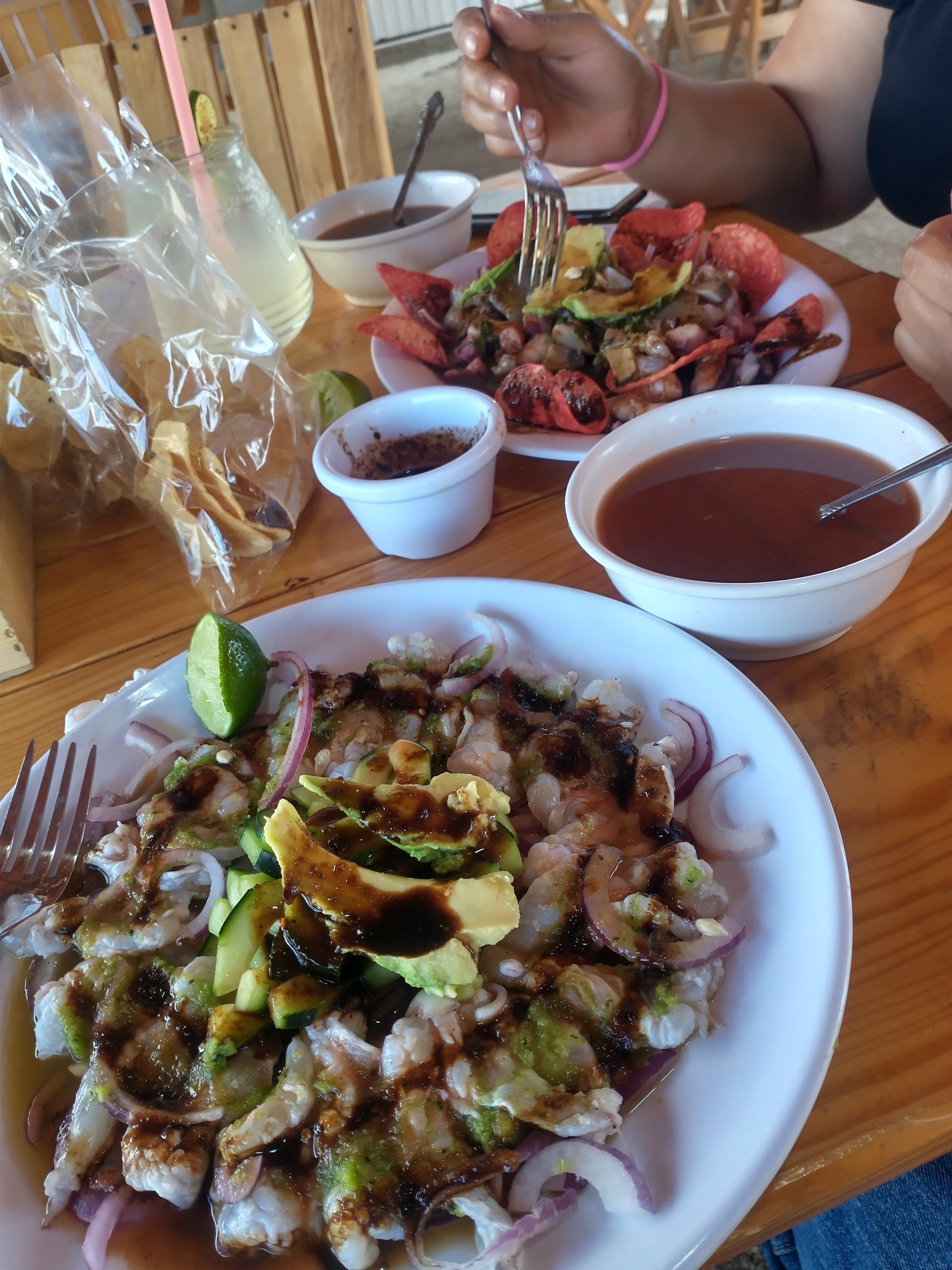 Mariscos La Bajada image 7