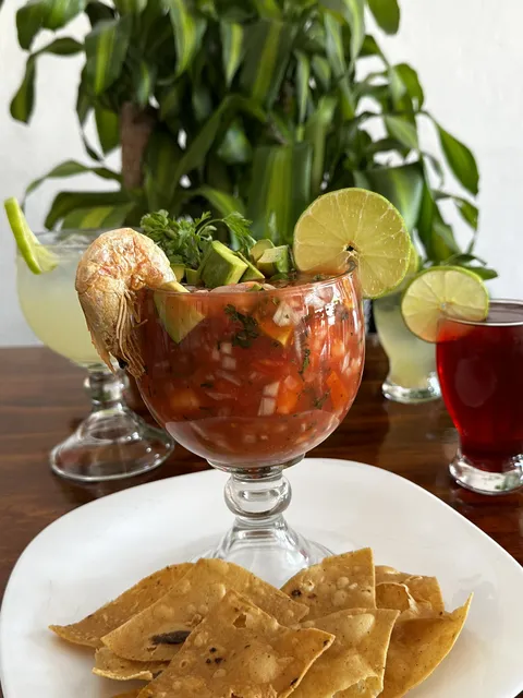 LAS QUESADILLAS image 5