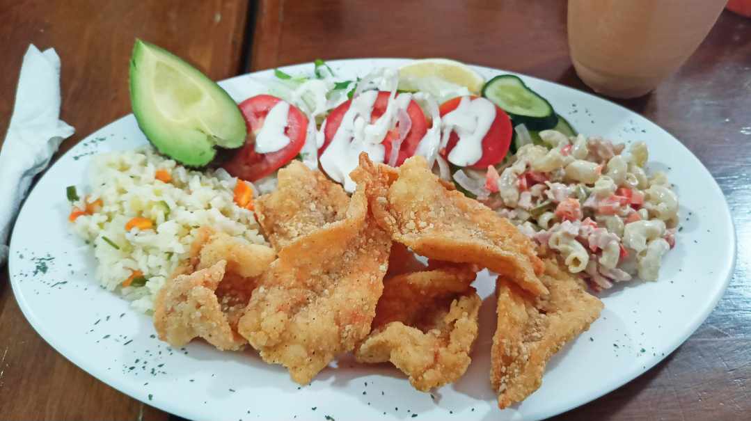 Restaurante y pizzeria El Aguaje image 5