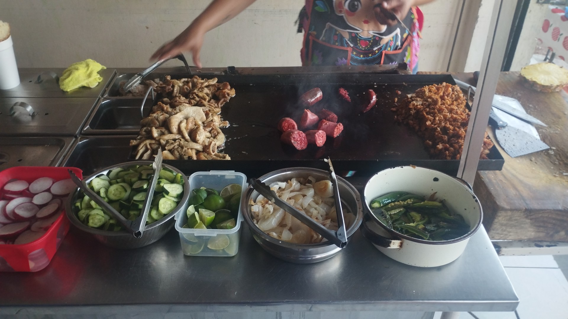 Loncheria "El Cerrito" image 3