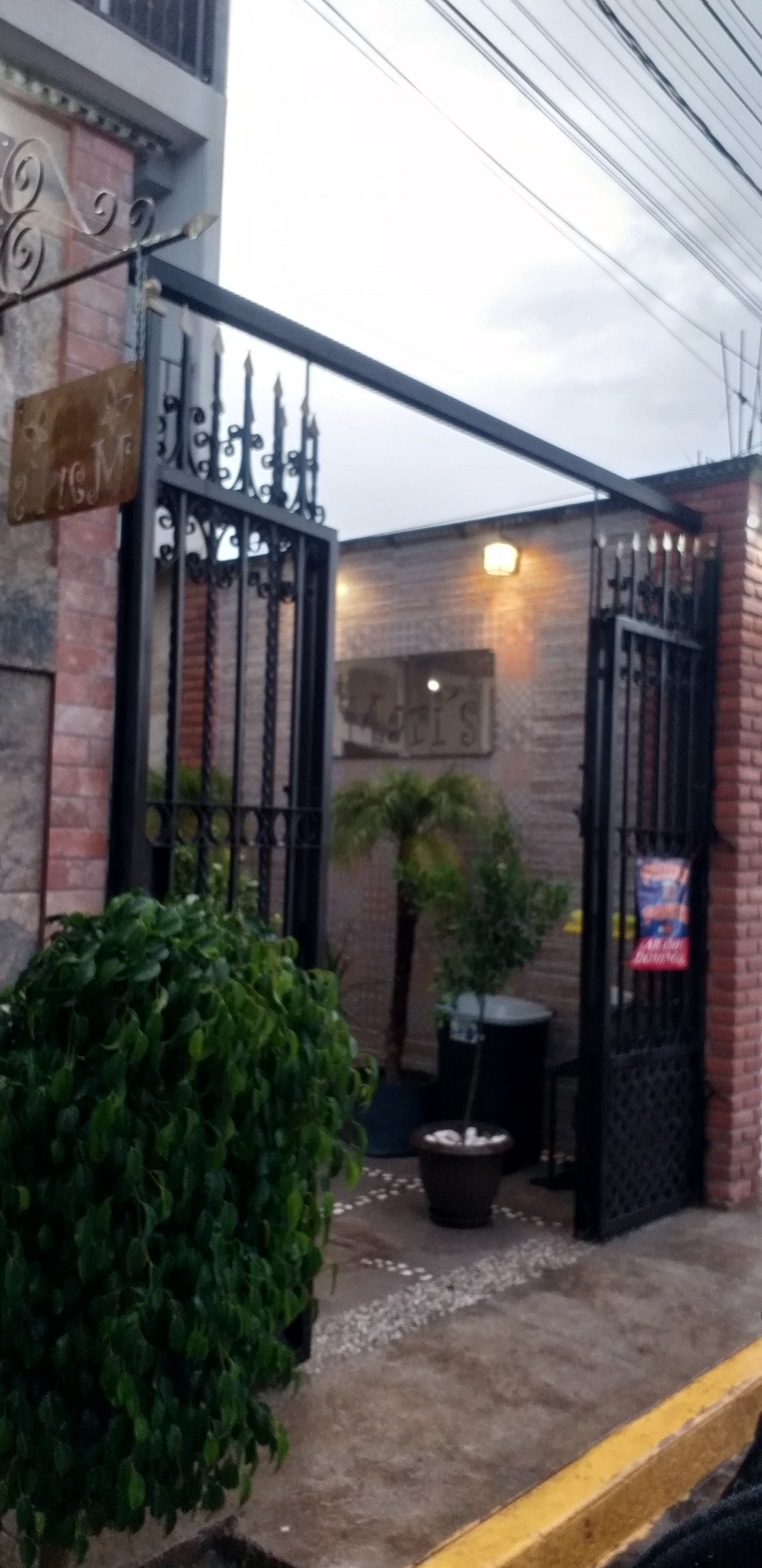 RESTAURANTE "MARI'S" (ANTOJITOS, QUESADILLAS, HUARACHES, POZOLE, PANCITA Y MÁS) image 5