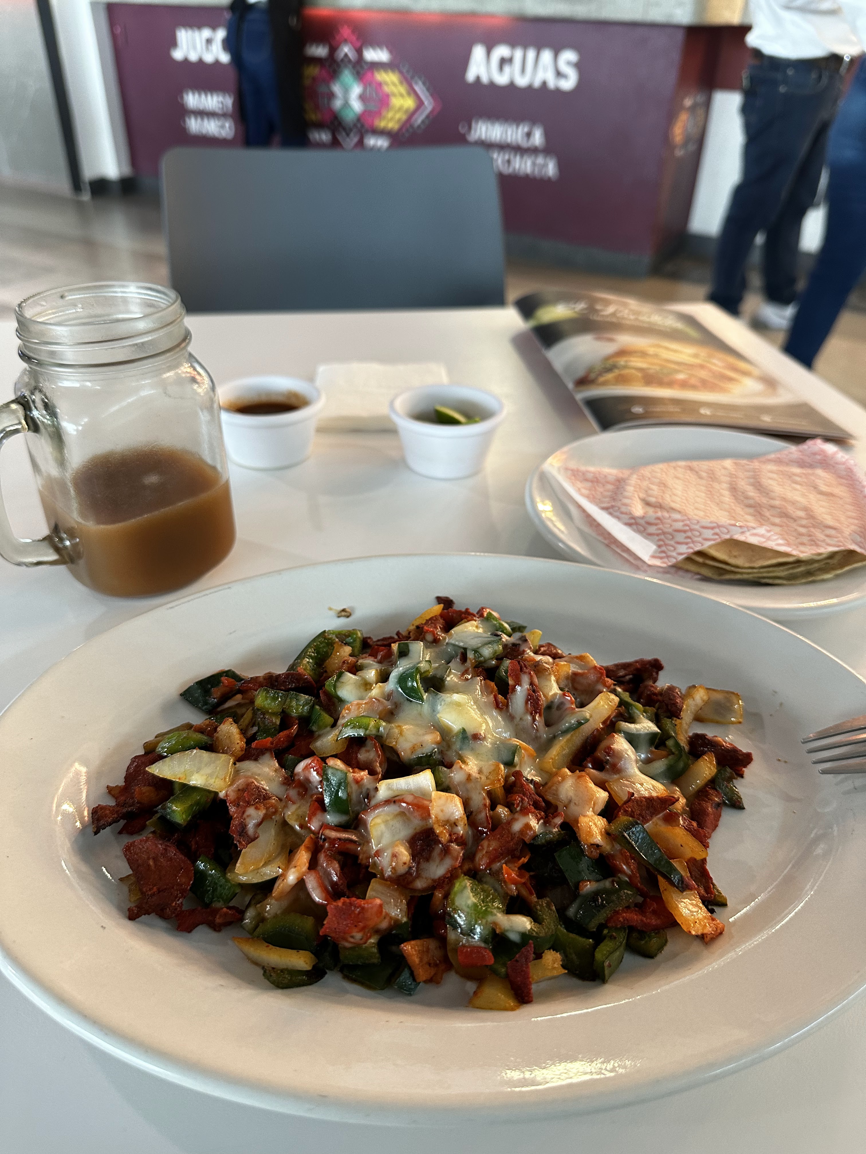 El Farolito image 10