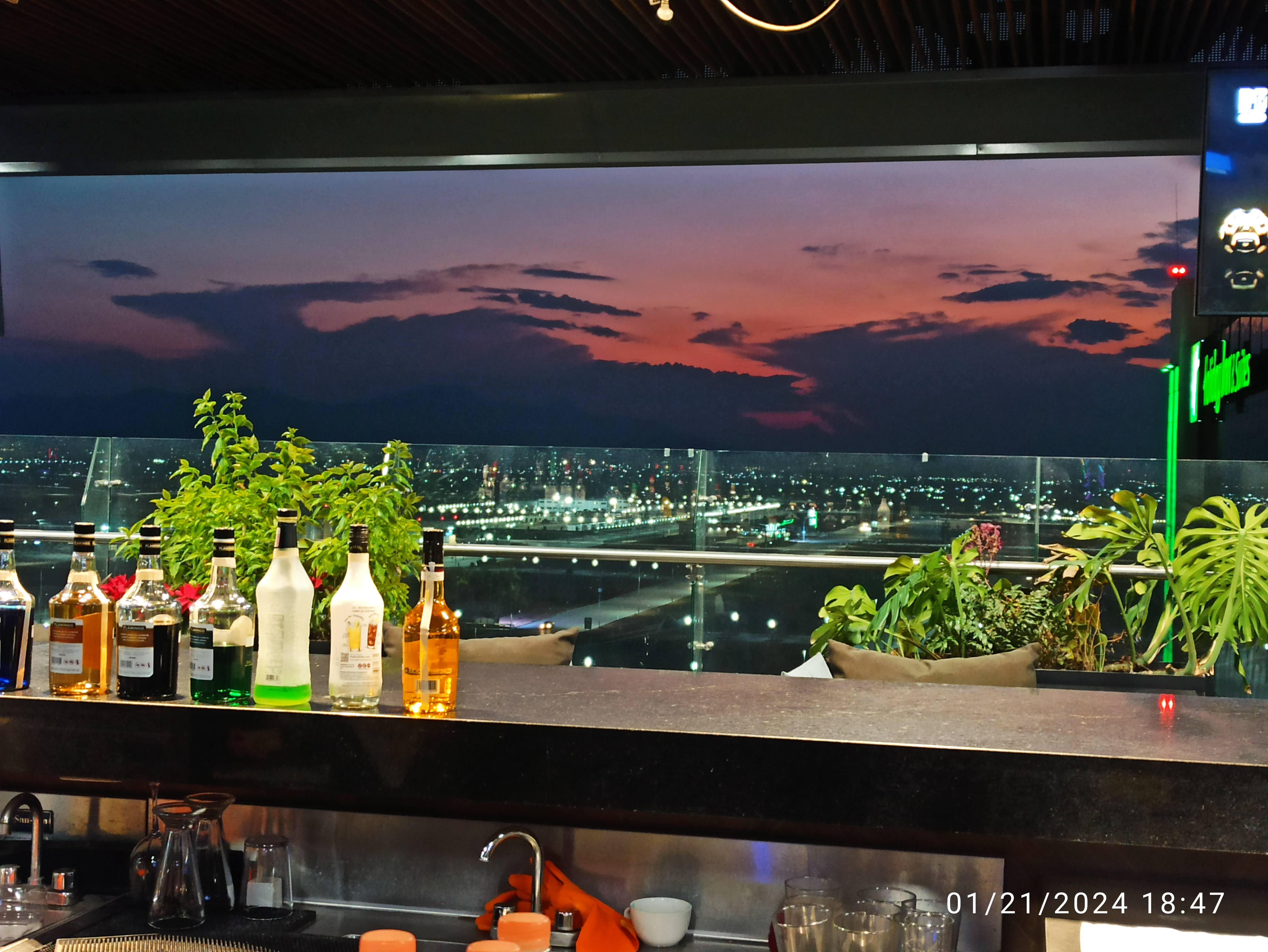 Los Artesanos image 6