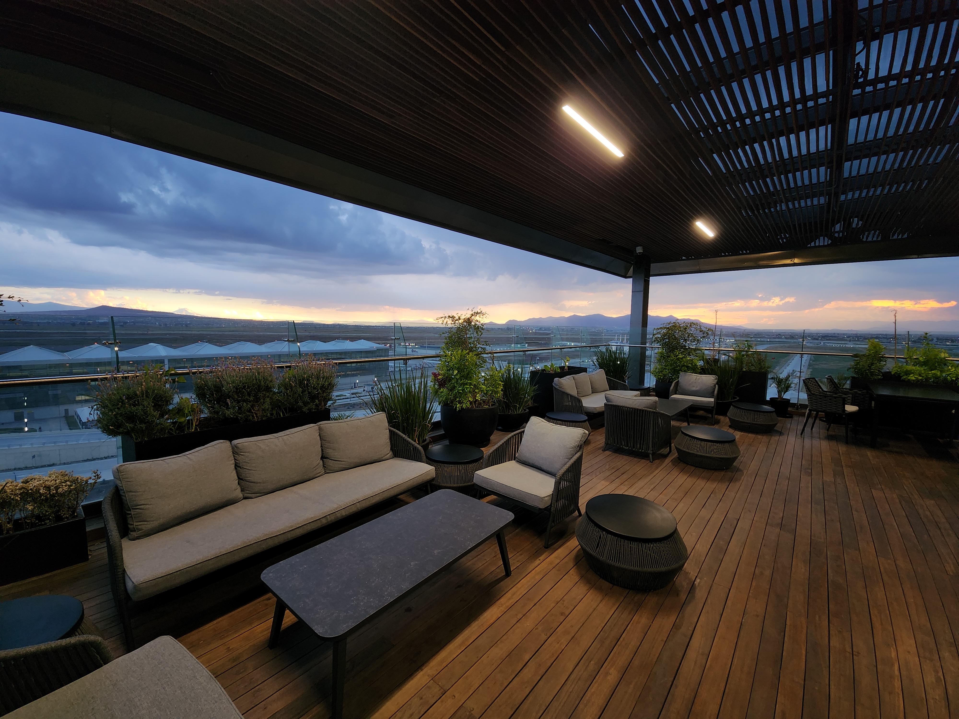 Los Artesanos image 8