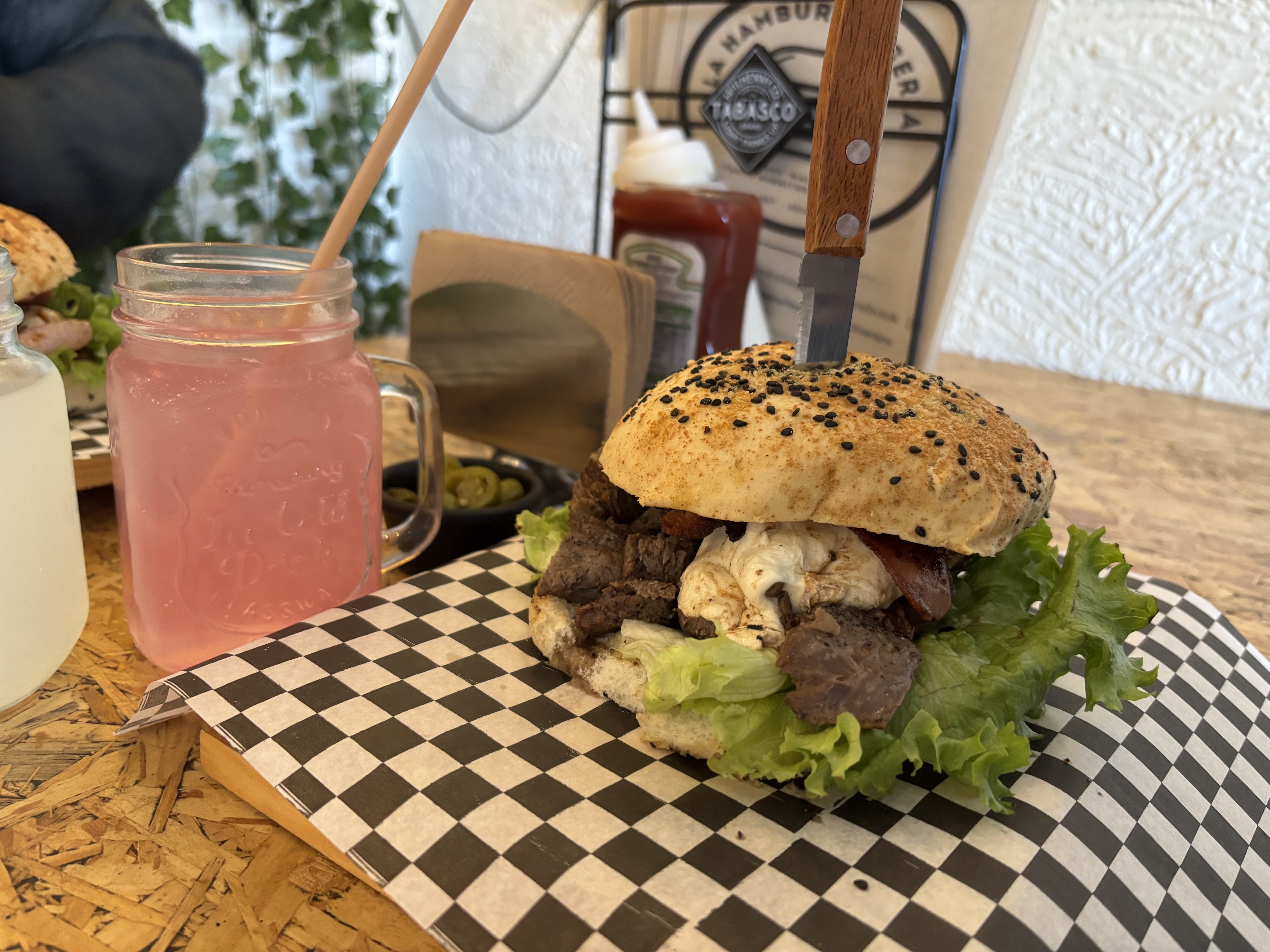 "La Hamburguesería" Restaurante & Eventos image 3