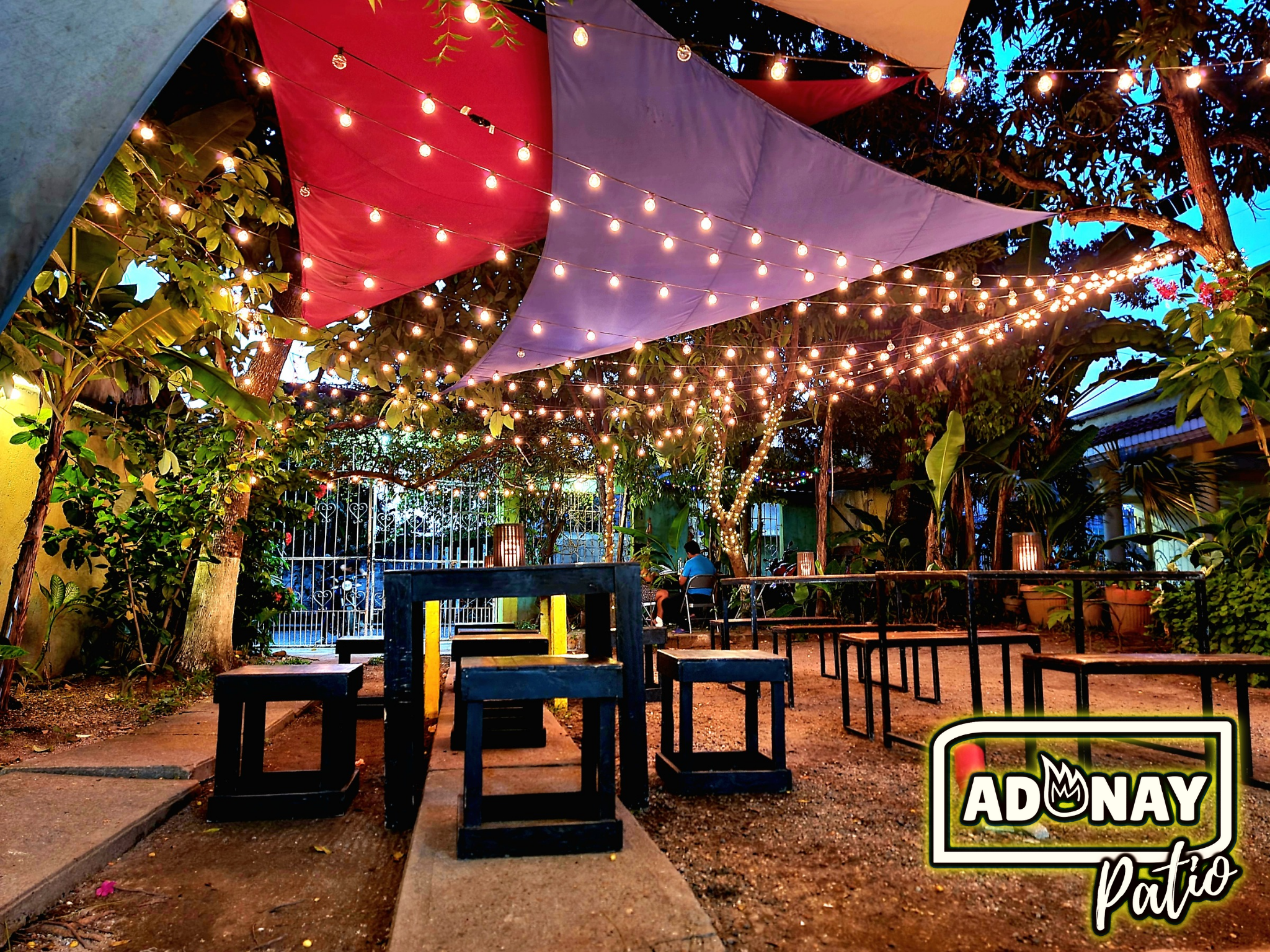 Adonay Patio image 1