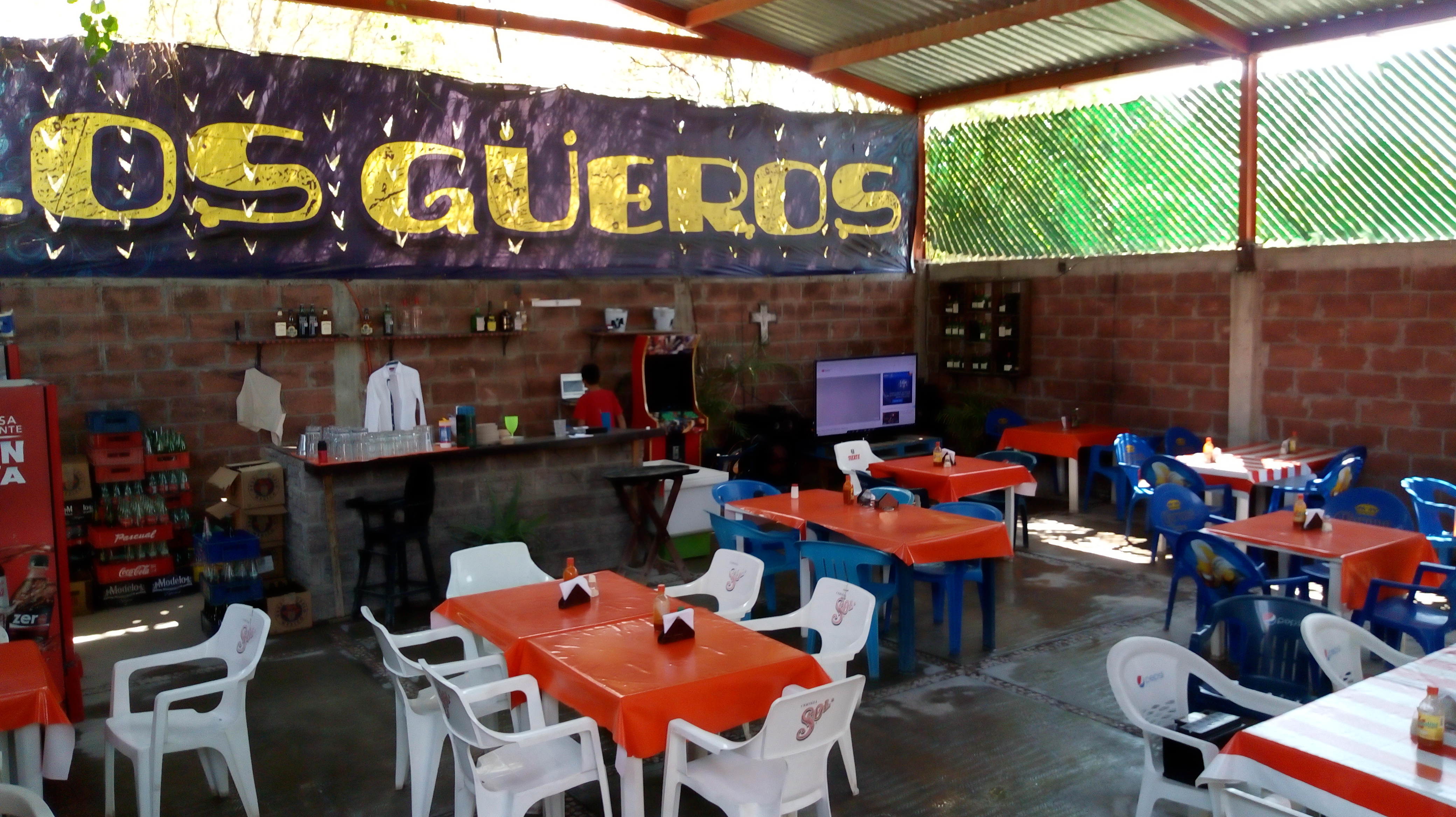 Los Gueros - Marisqueria - image 5