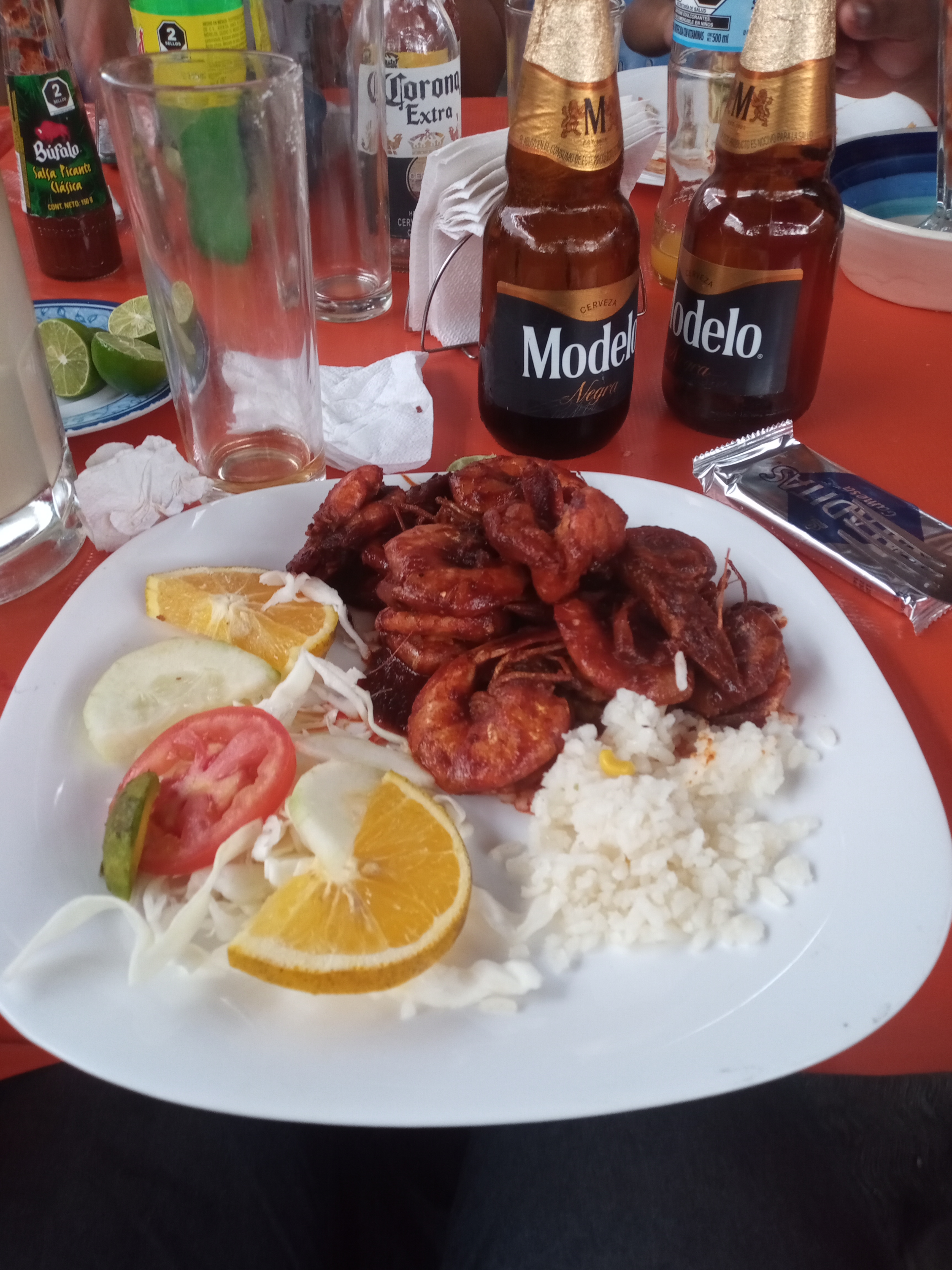 Los Gueros - Marisqueria - image 9