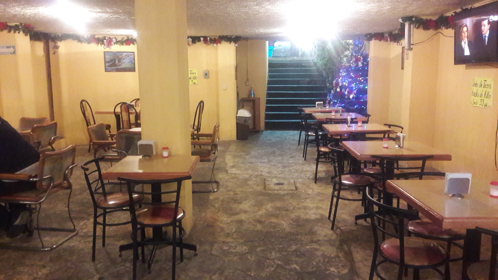 Taquería “El Asador” image 7