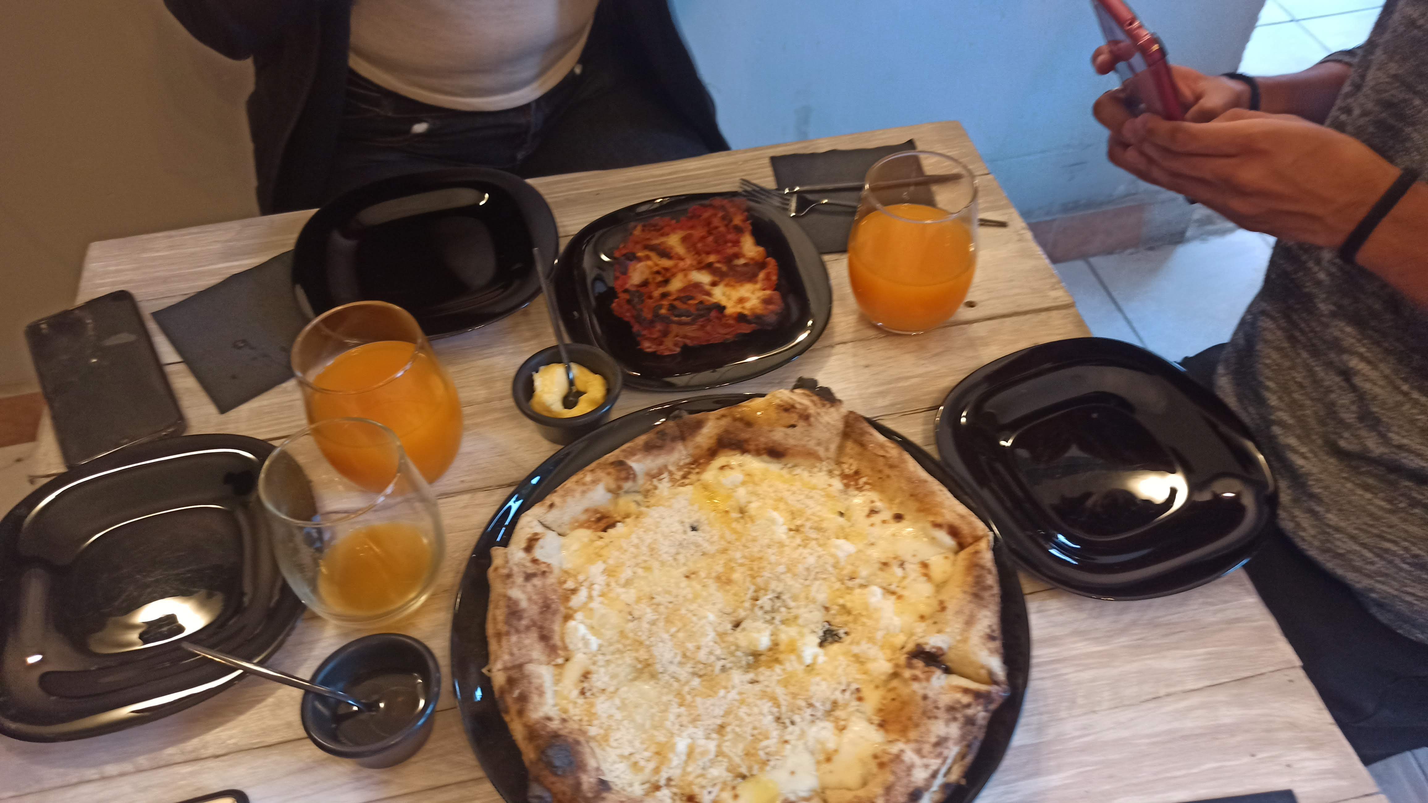 Pizzería “Nuvola” image 5