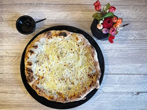 Pizzería “Nuvola” image 8
