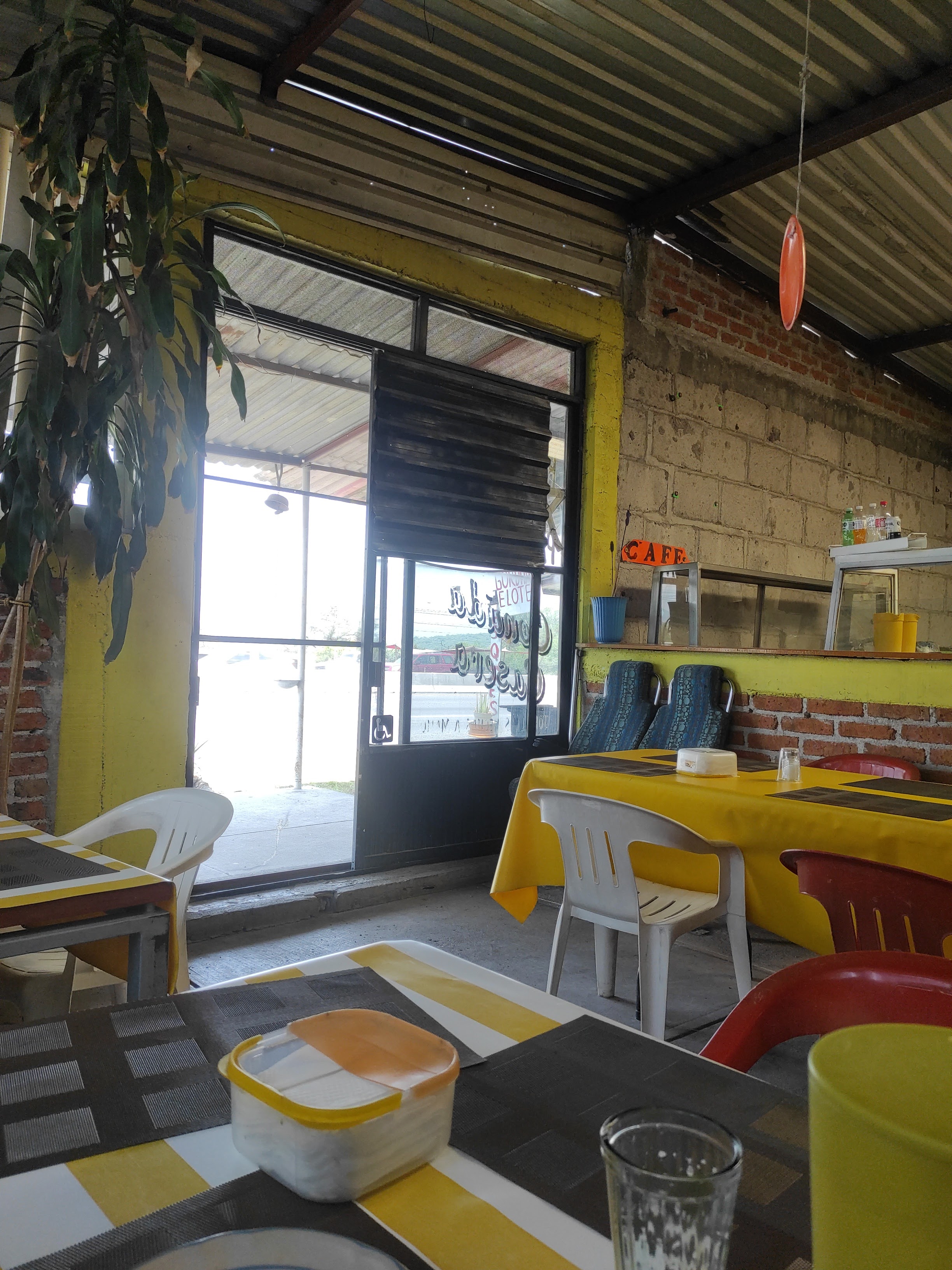 Rica Comida Casera image 2