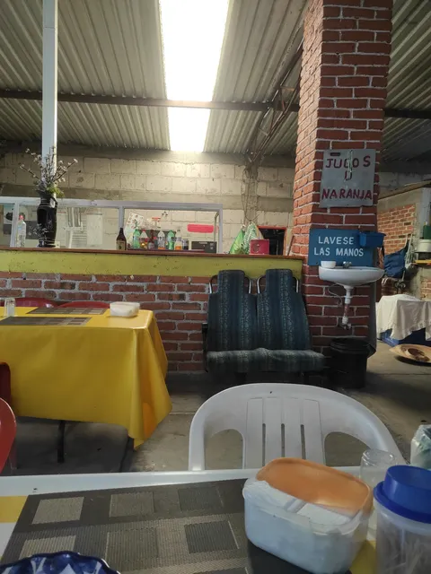 Rica Comida Casera image 4