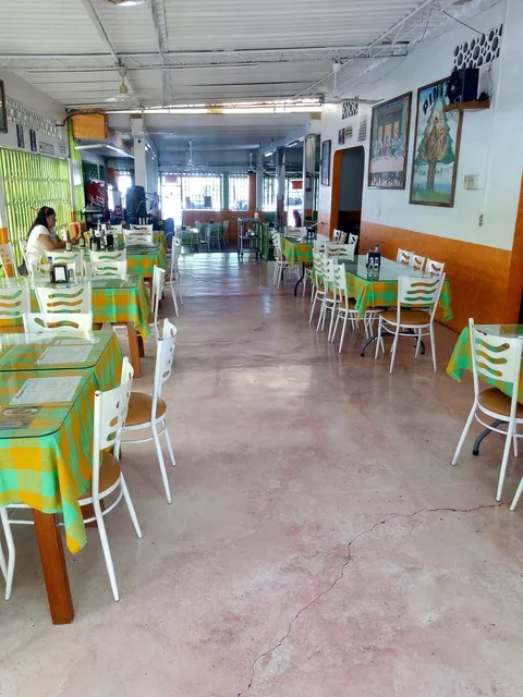 El Pinito image 3