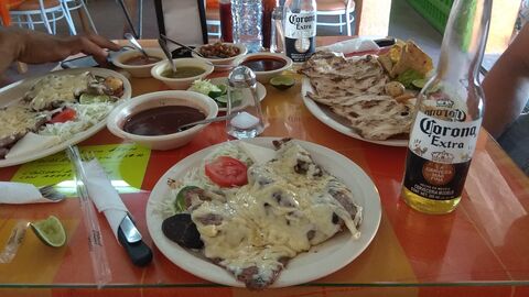 El Pinito image 6