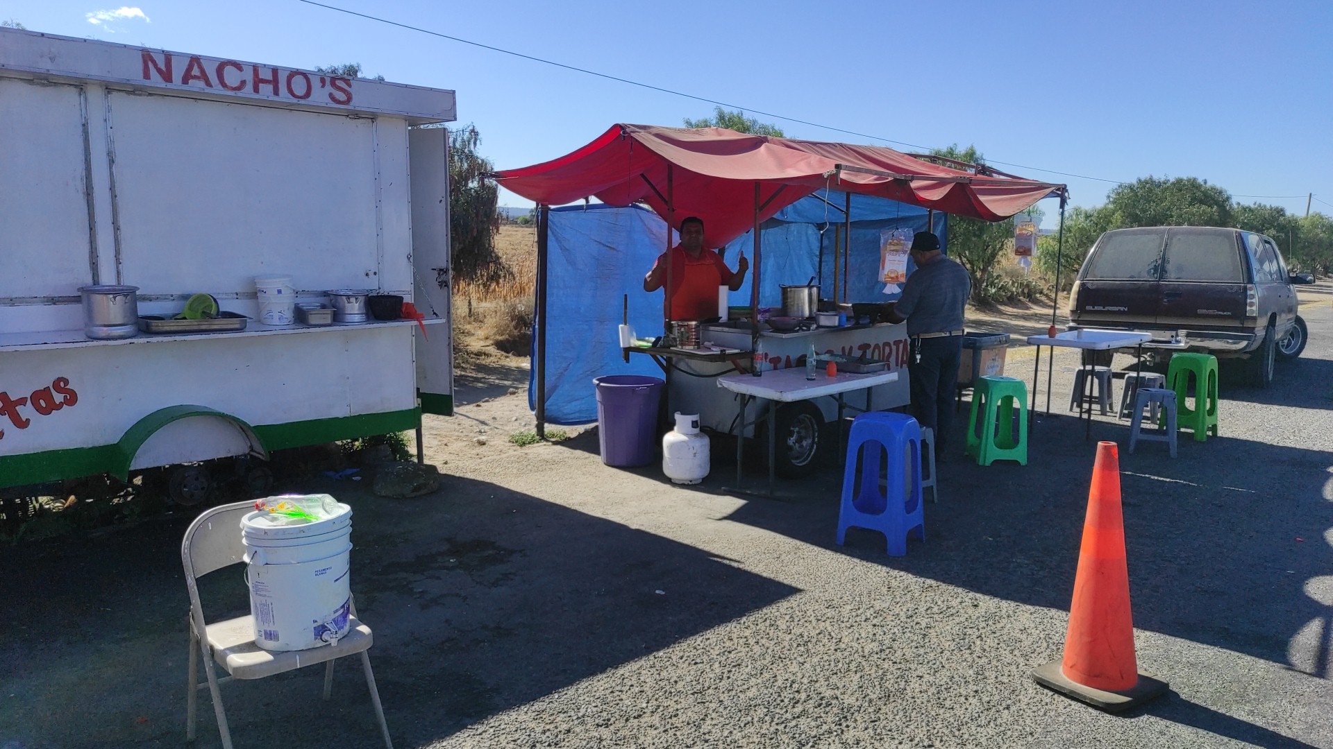 Tacos y tortas Nacho's image 3