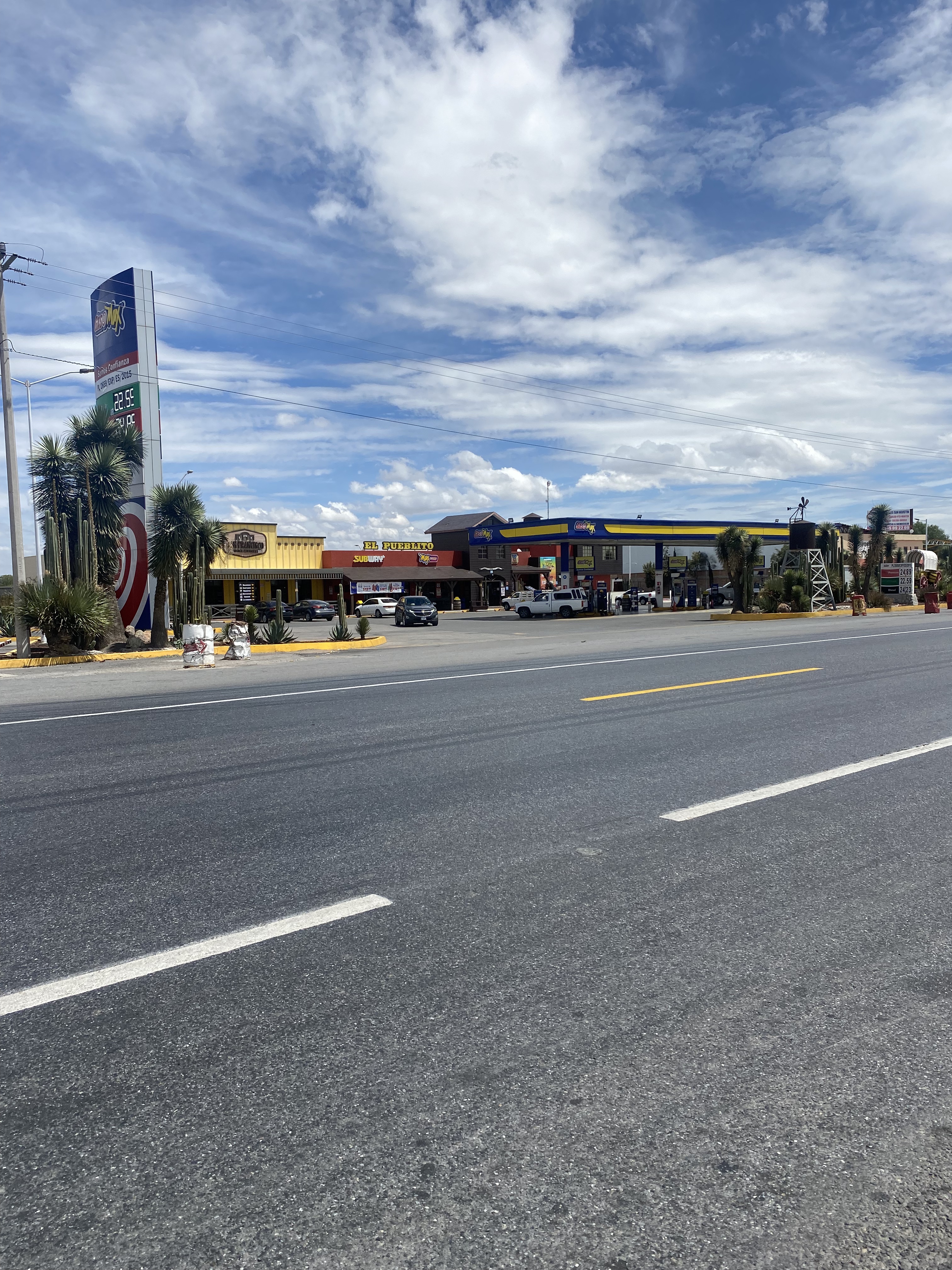 Tacos y tortas Nacho's image 5