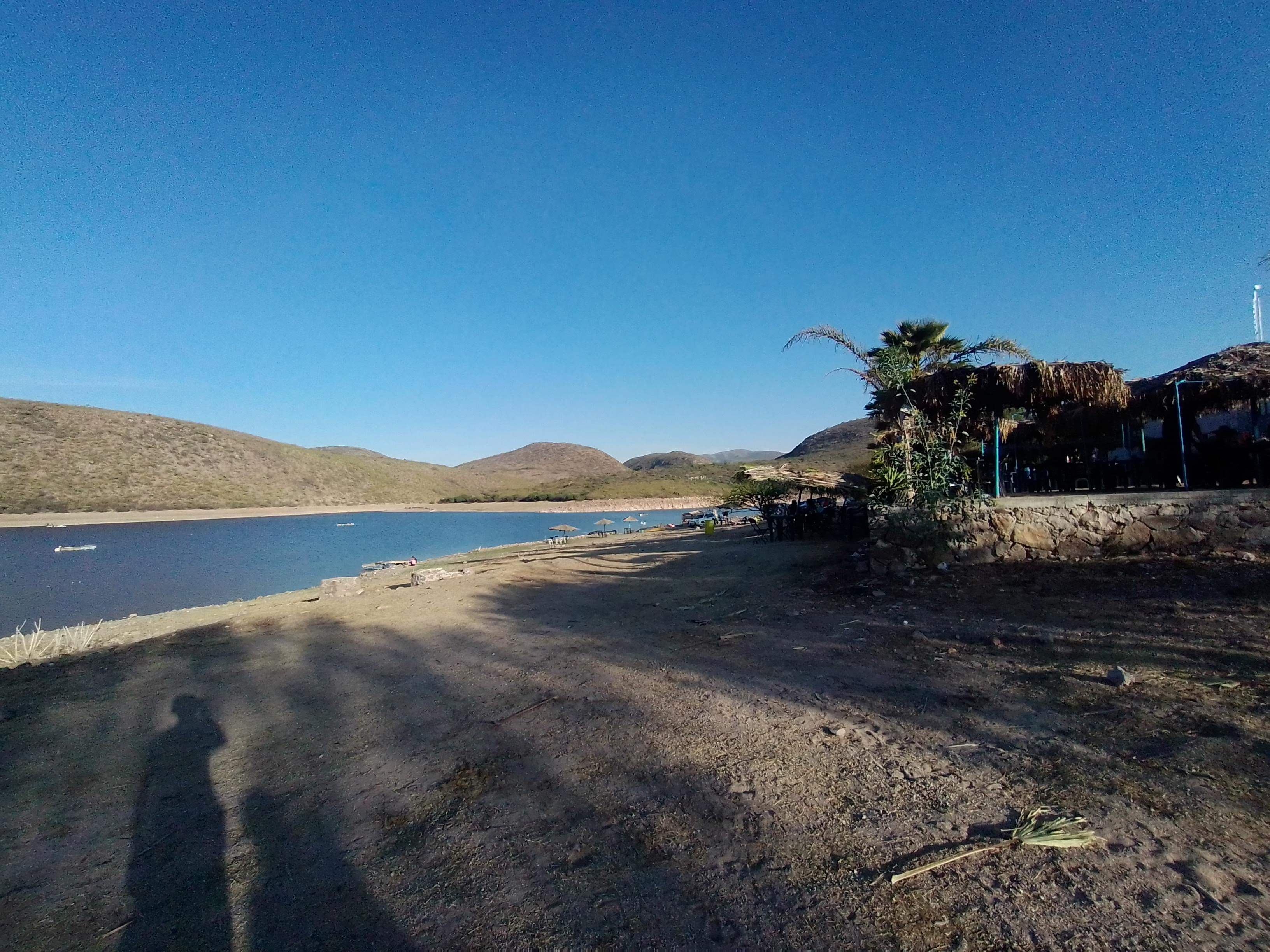 Presa Colón-Restaurante-Turismo image 8