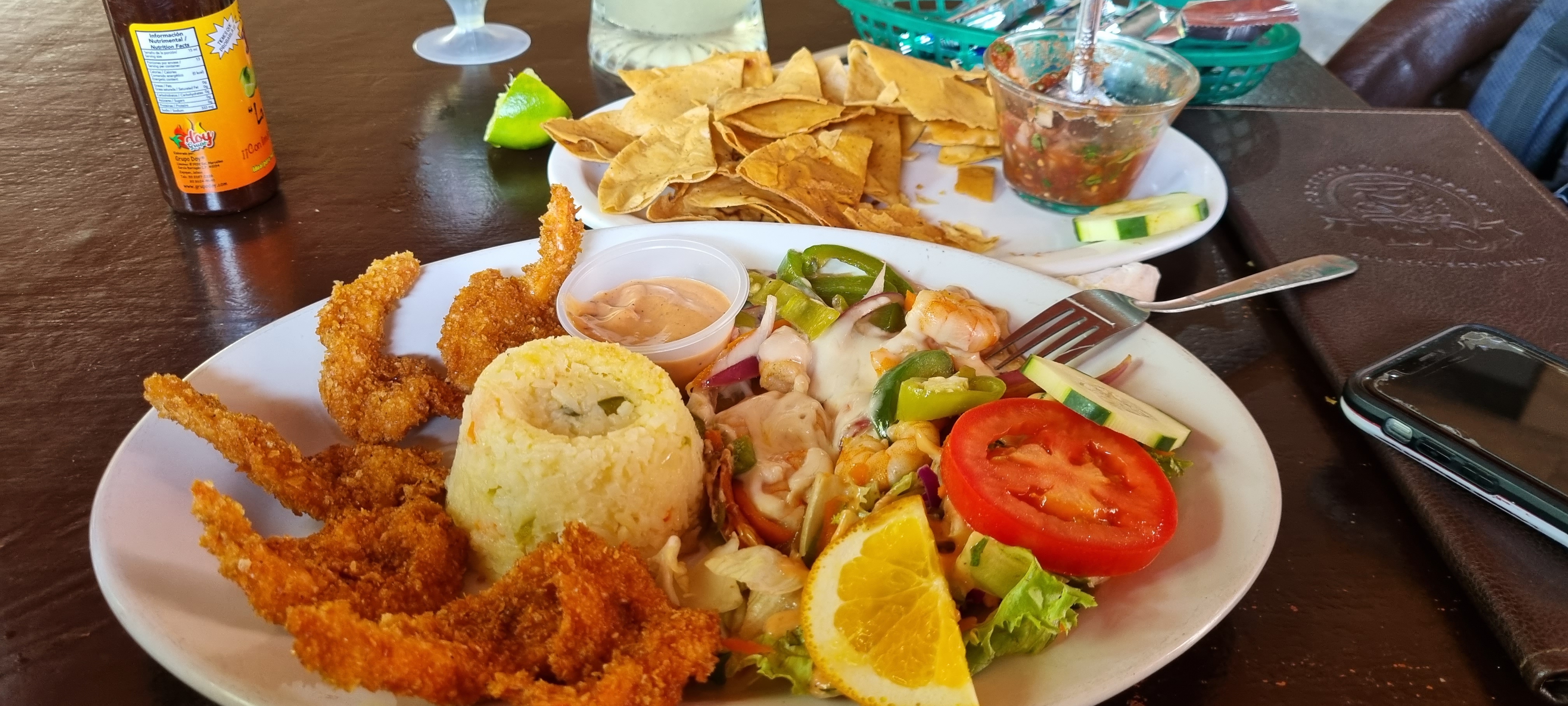 RIO Cocteles & Mariscos image 3