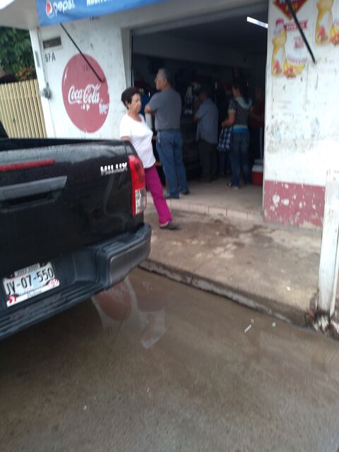 "Taqueria La Frontera" - De Lucre image 7