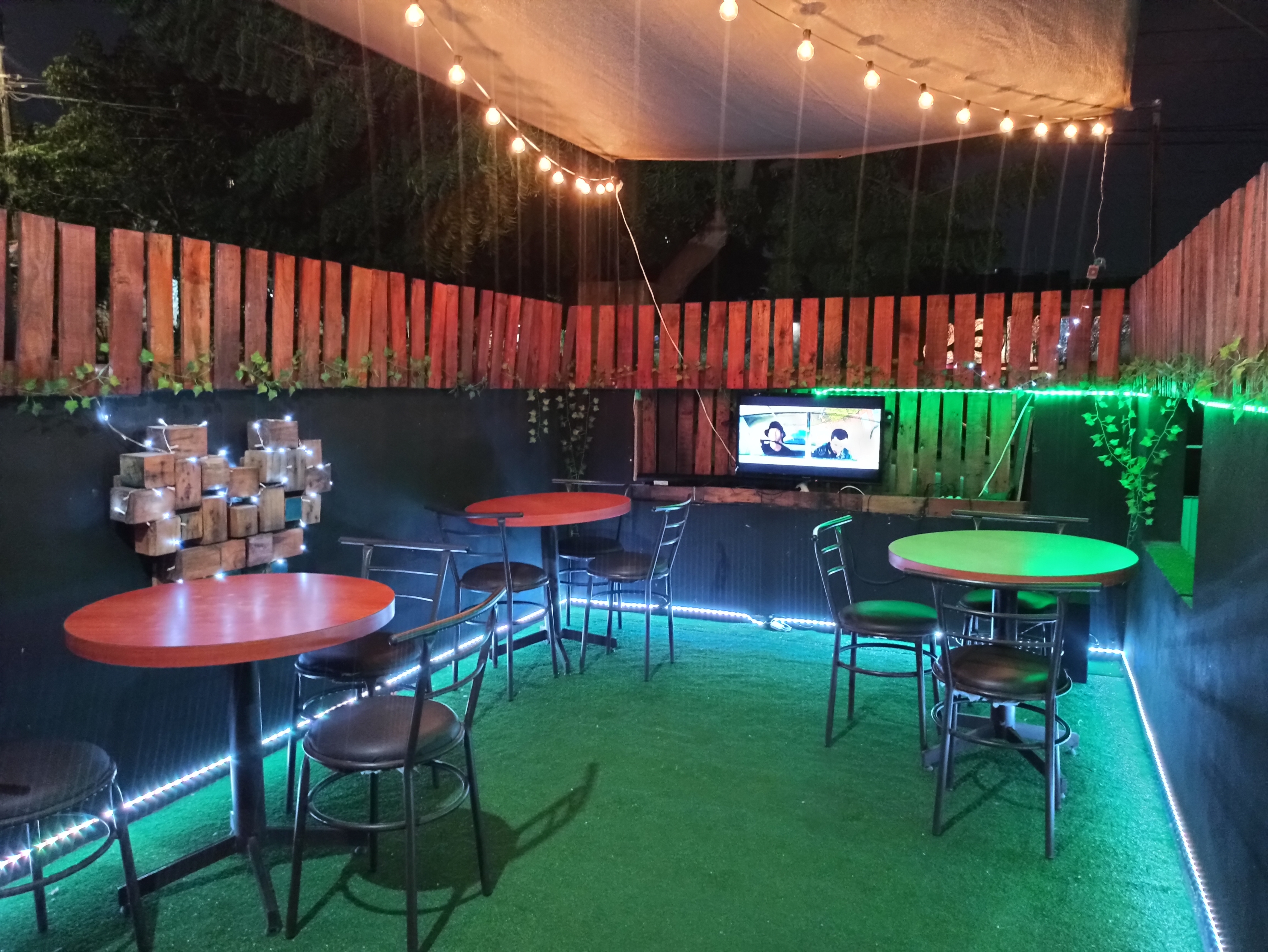 Wings Lovers image 3