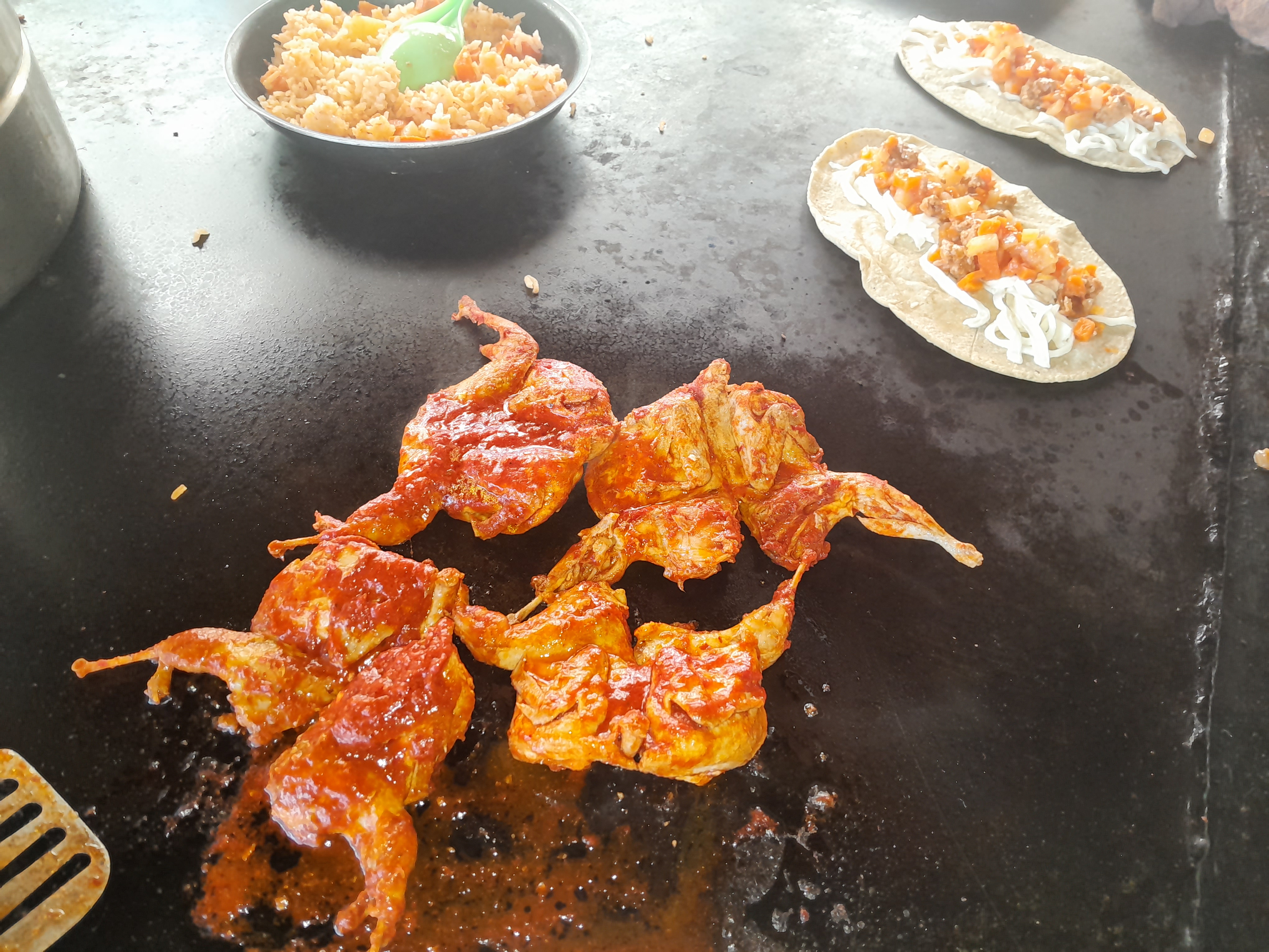 La Monarquía Antojitos Mexicanos image 2