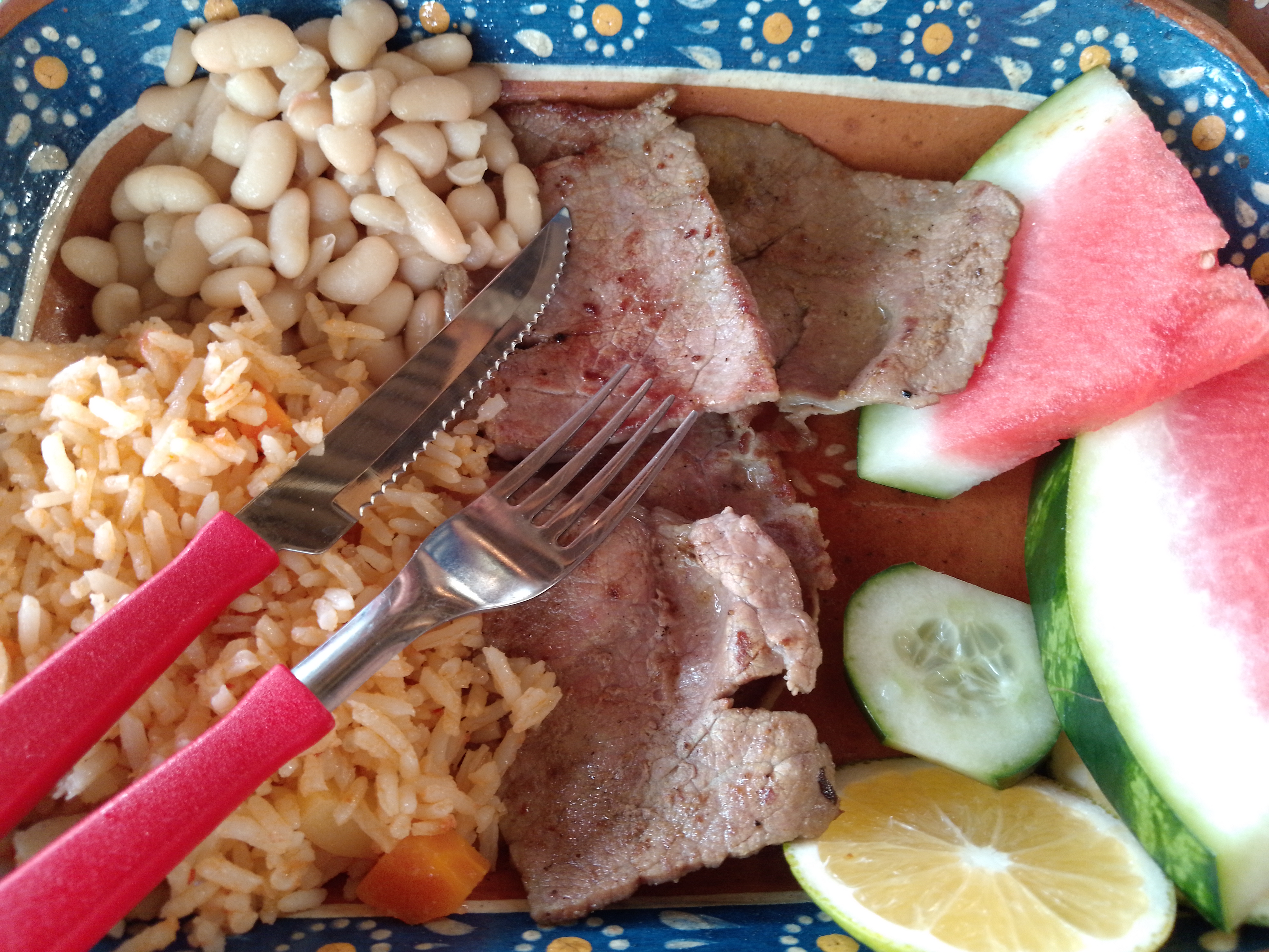 La Monarquía Antojitos Mexicanos image 8