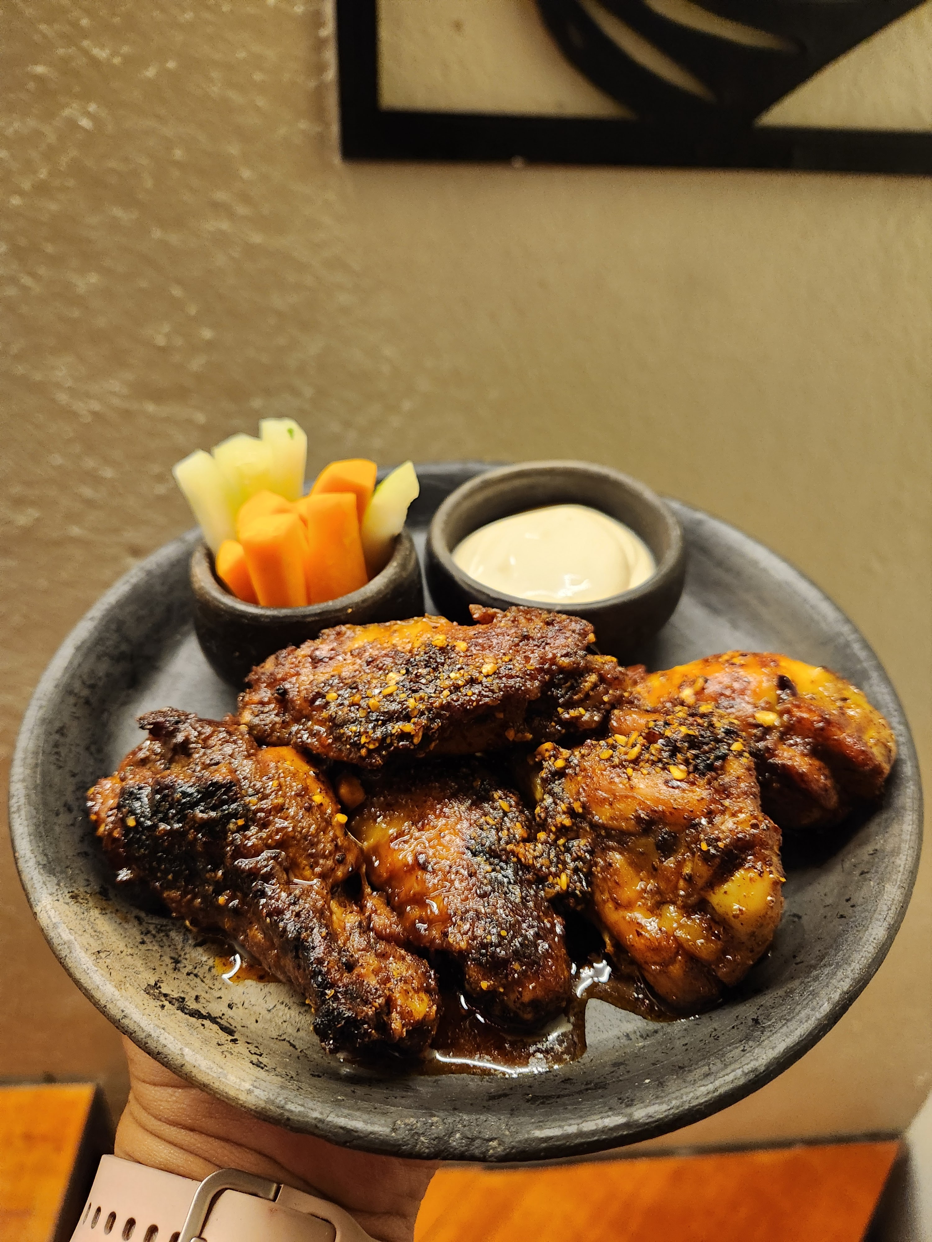 Raices Y Tierra image 1